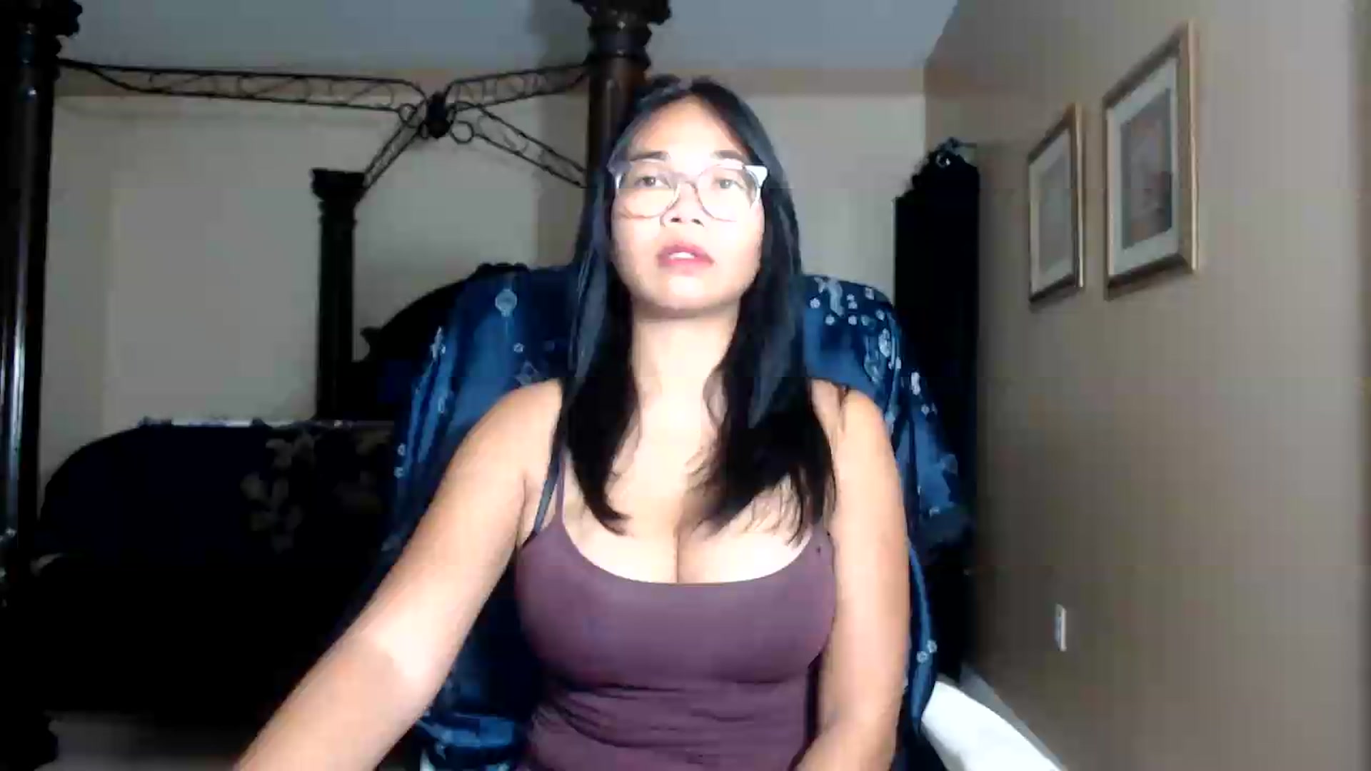 Gallery image thumbnail from Littlekai2030's myfreecams stream on, 09/17/2026, 04:45 image 1 of 20