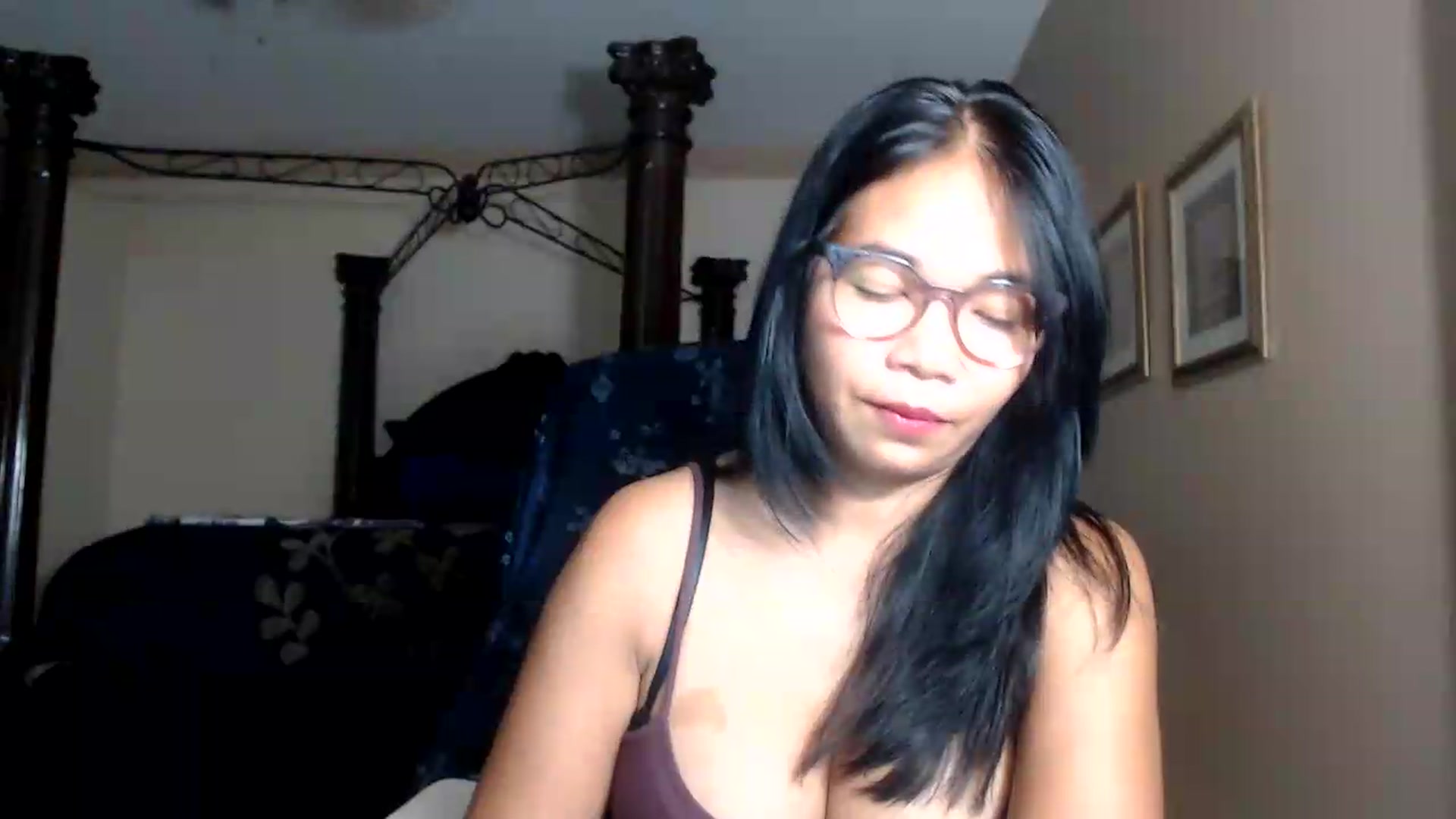 Gallery image thumbnail from Littlekai2030's myfreecams stream on, 09/17/2026, 04:45 image 5 of 20