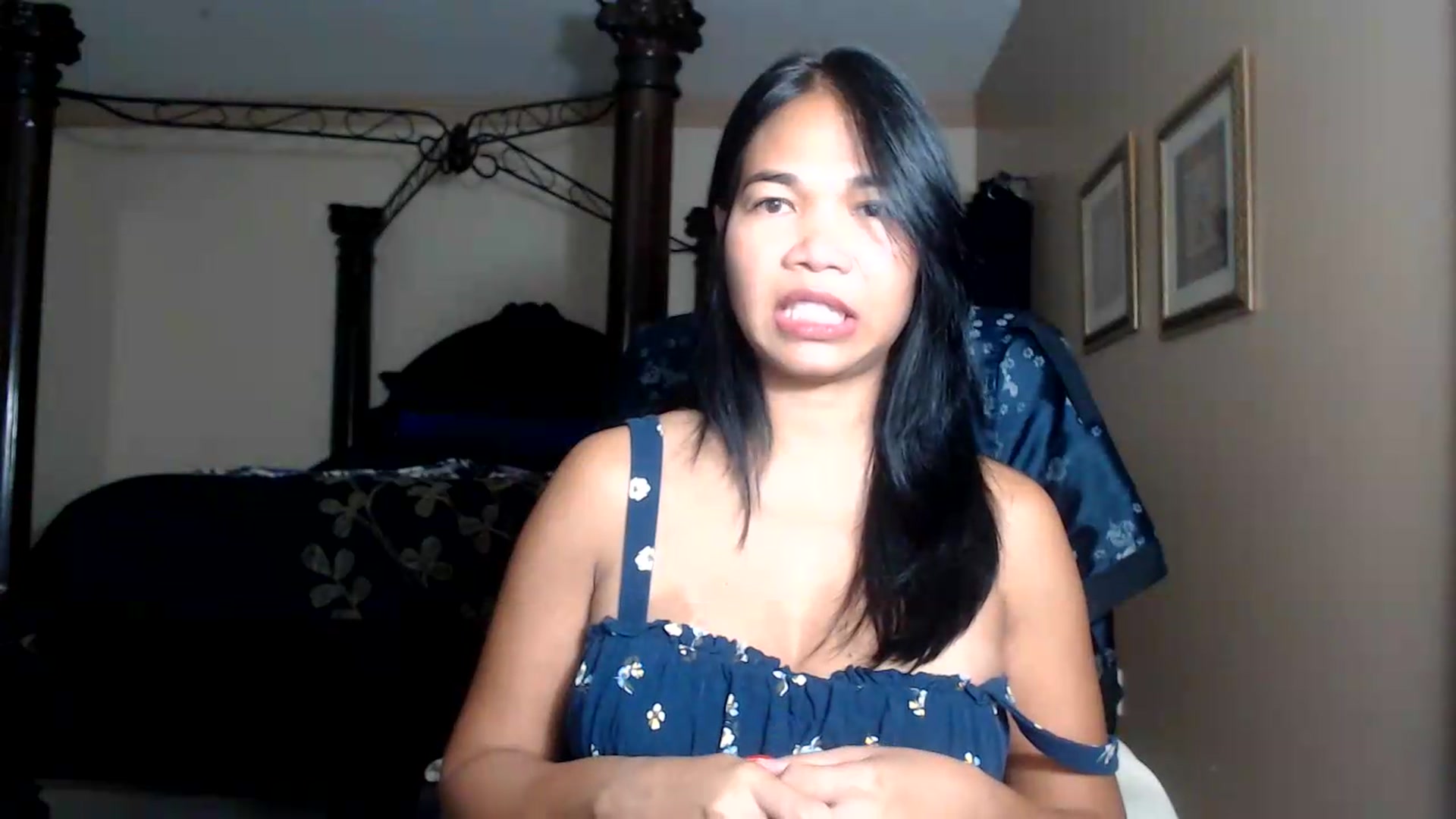 Gallery image thumbnail from Littlekai2030's myfreecams stream on, 09/19/2026, 01:56 image 17 of 20