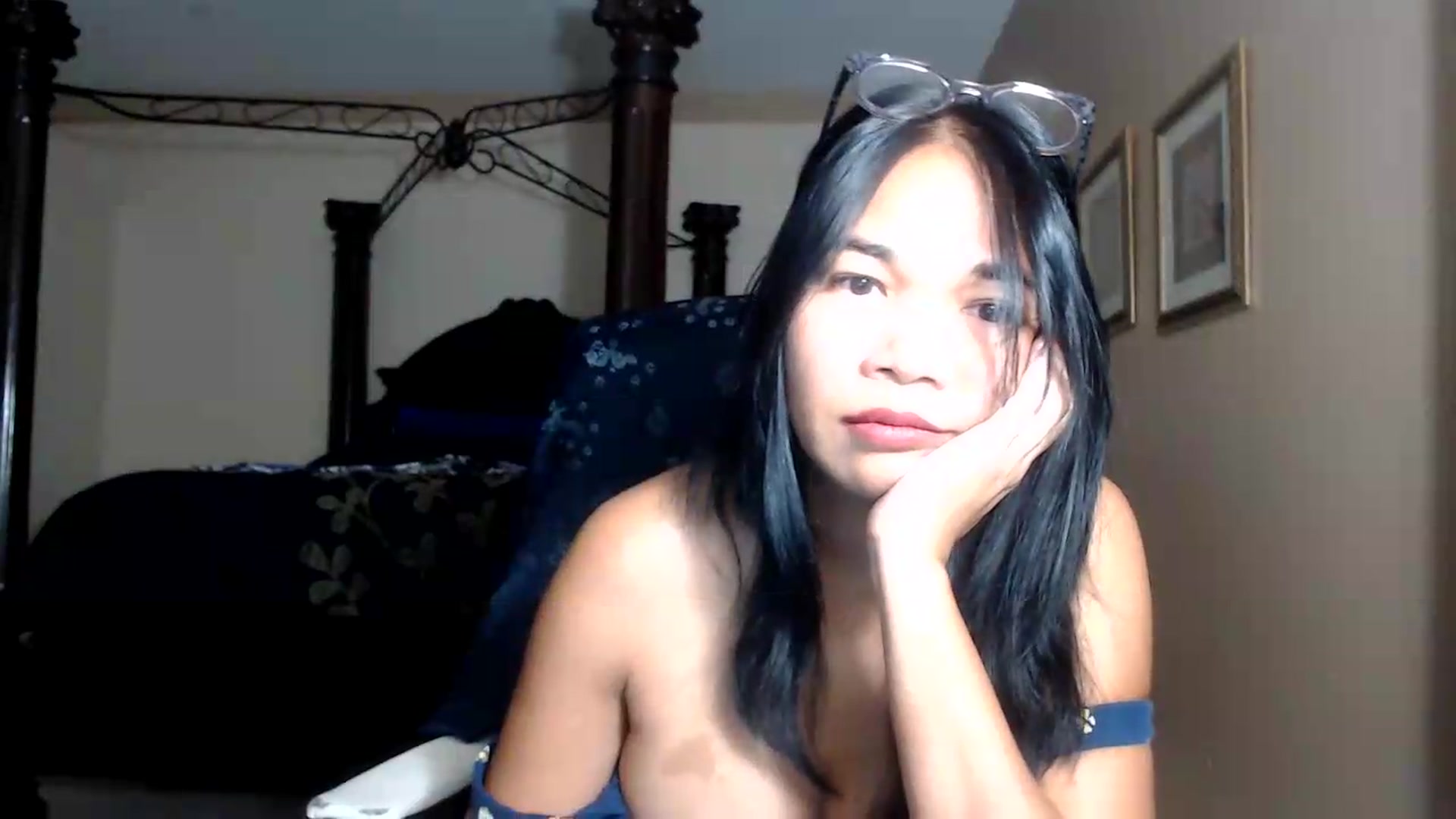 Gallery image thumbnail from Littlekai2030's myfreecams stream on, 09/19/2026, 01:56 image 8 of 20