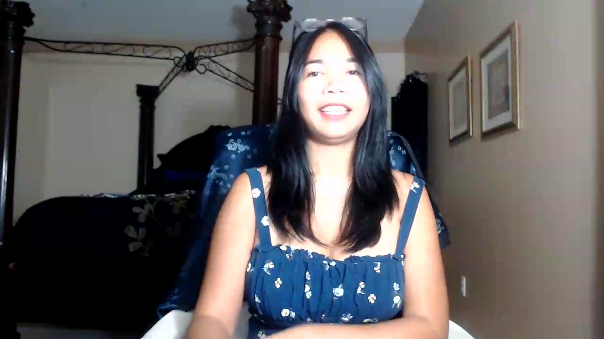 Gallery image thumbnail from Littlekai2030's myfreecams stream on, 09/19/2026, 01:56 image 11 of 20