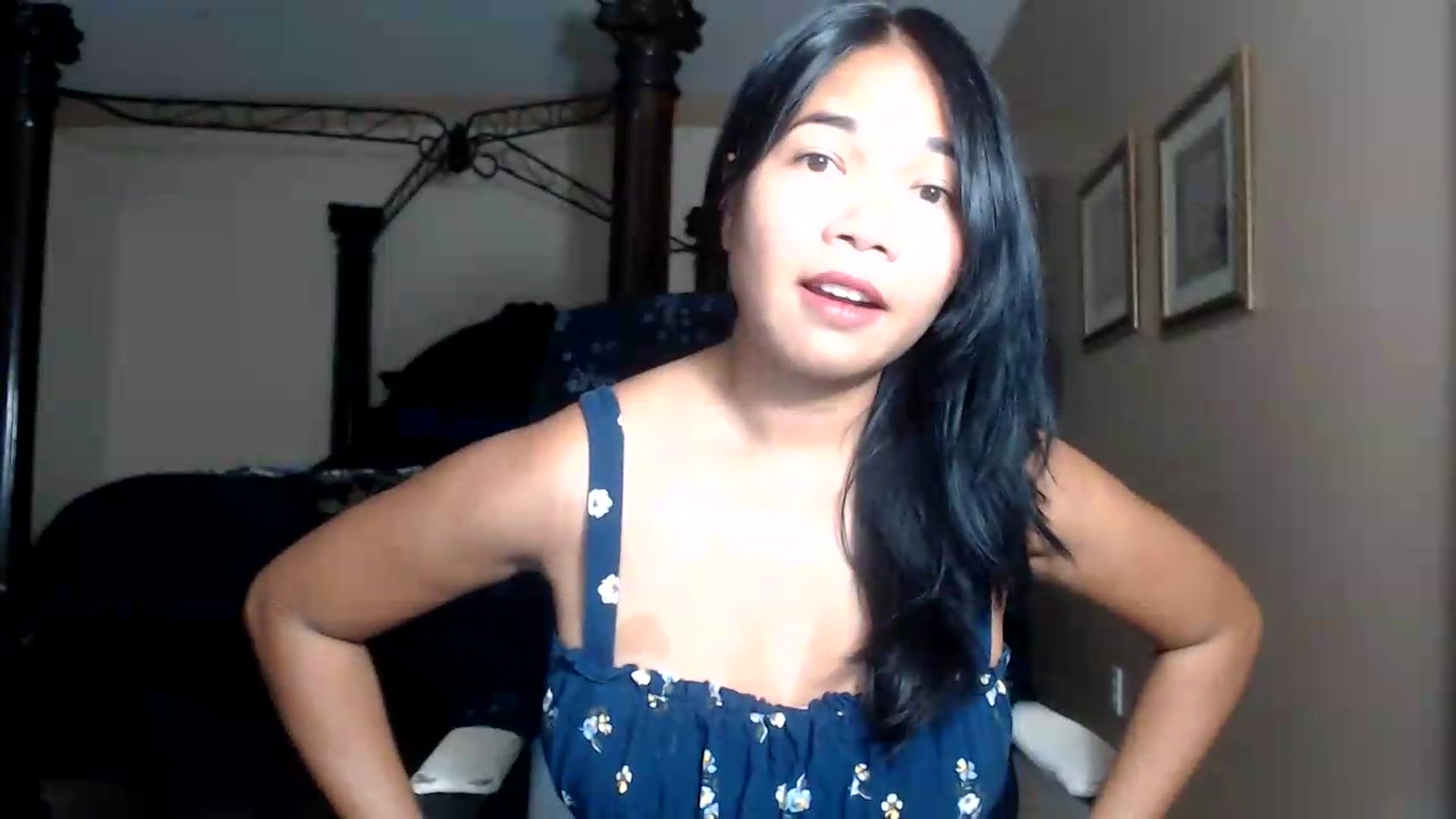 Gallery image thumbnail from Littlekai2030's myfreecams stream on, 09/19/2026, 03:37 image 5 of 20