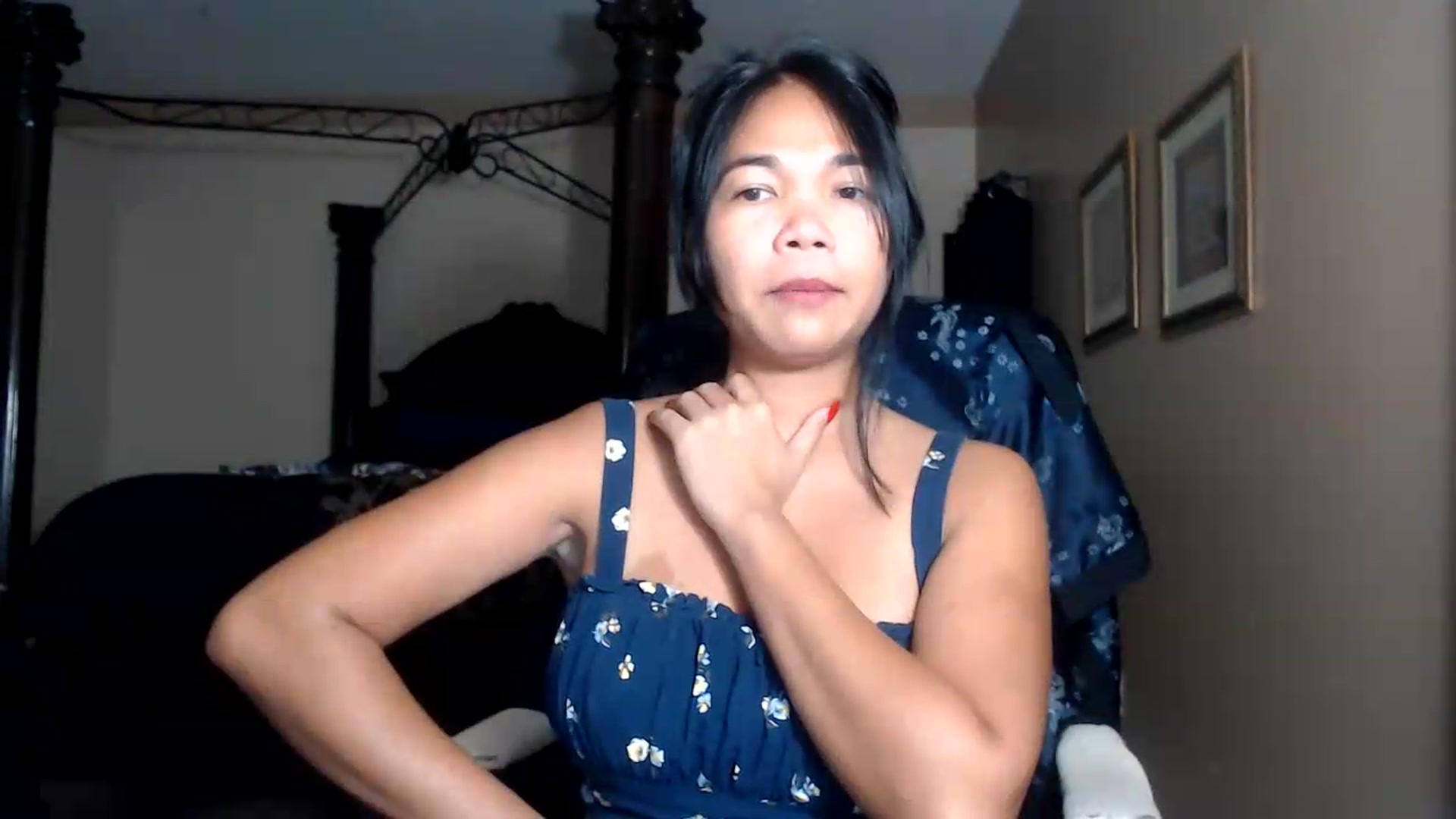 Gallery image thumbnail from Littlekai2030's myfreecams stream on, 09/19/2026, 03:37 image 12 of 20