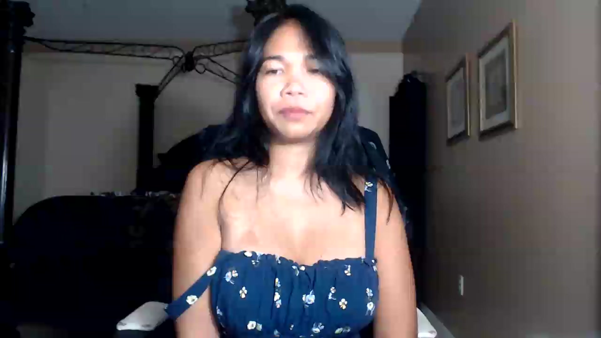 Gallery image thumbnail from Littlekai2030's myfreecams stream on, 09/19/2026, 03:37 image 18 of 20