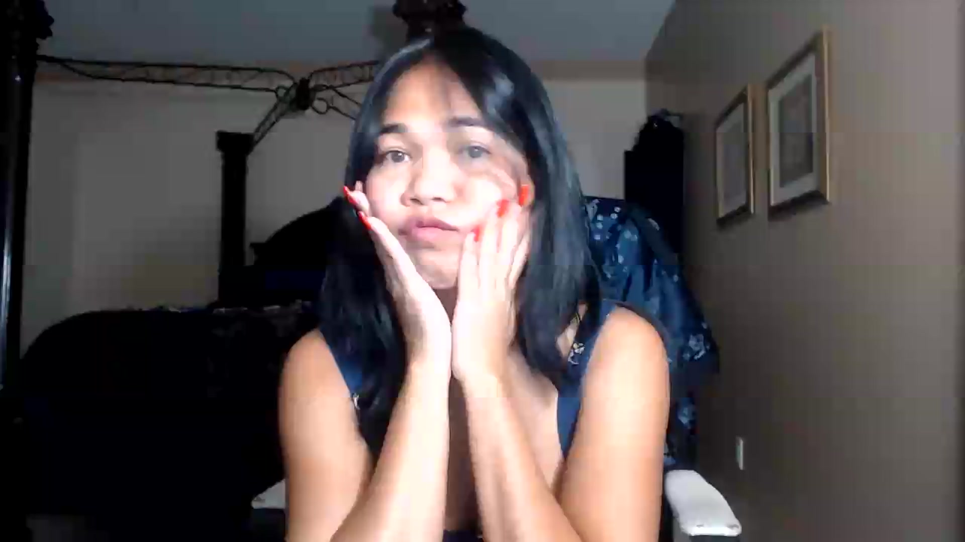 Gallery image thumbnail from Littlekai2030's myfreecams stream on, 09/19/2026, 03:37 image 1 of 20