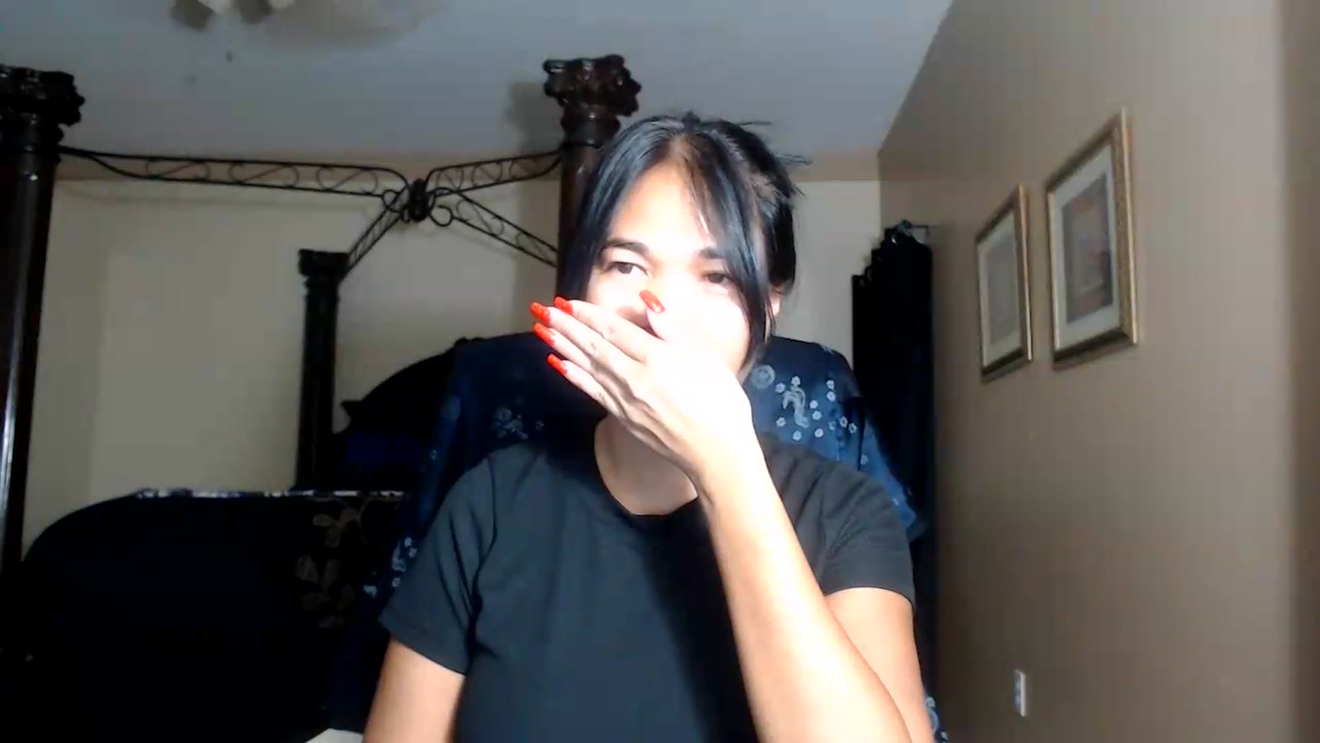Gallery image thumbnail from Littlekai2030's myfreecams stream on, 09/21/2026, 04:12 image 17 of 20