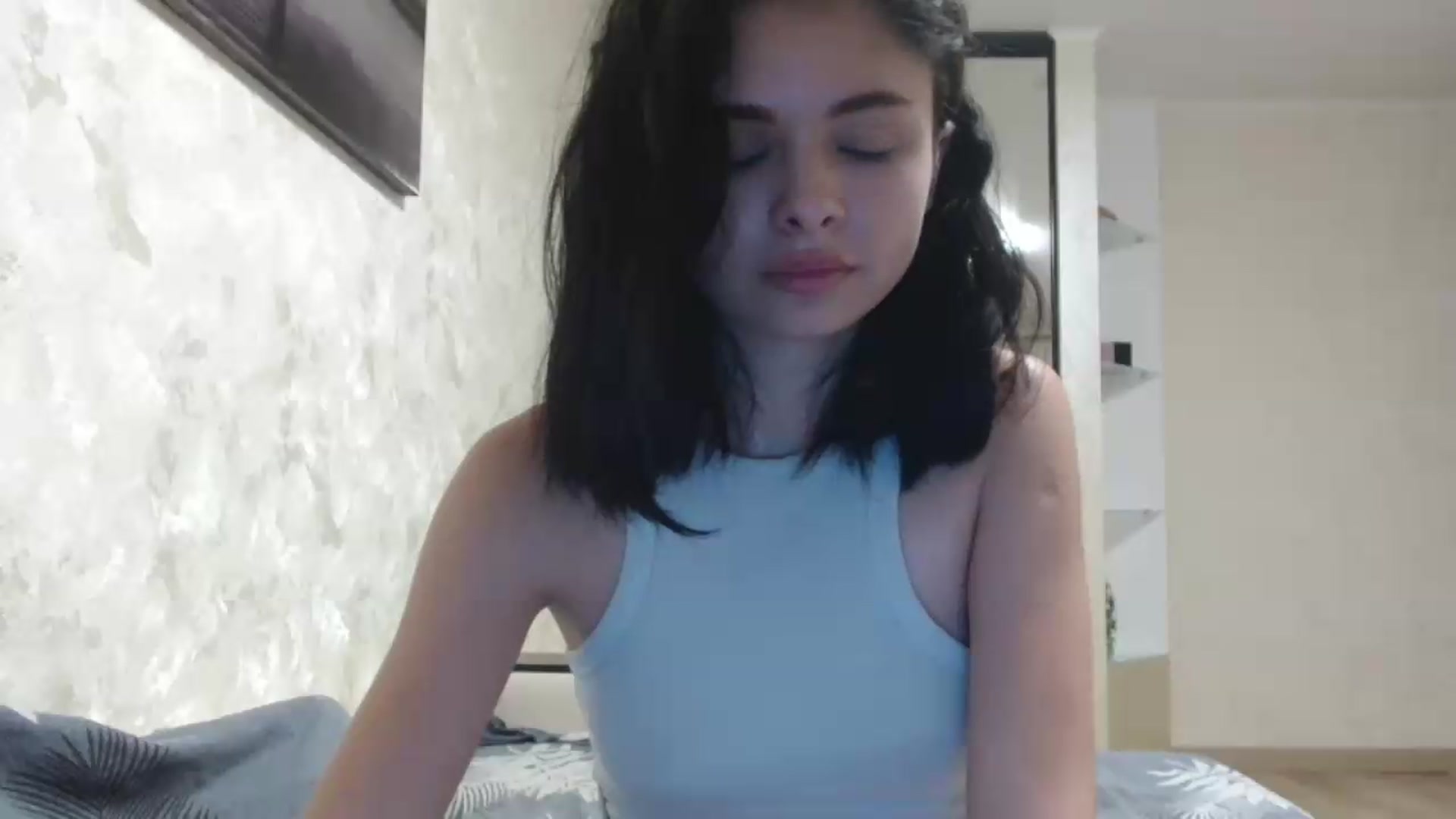 Gallery image thumbnail from Littlekitty19's myfreecams stream on, 07/04/2026, 20:35 image 12 of 20