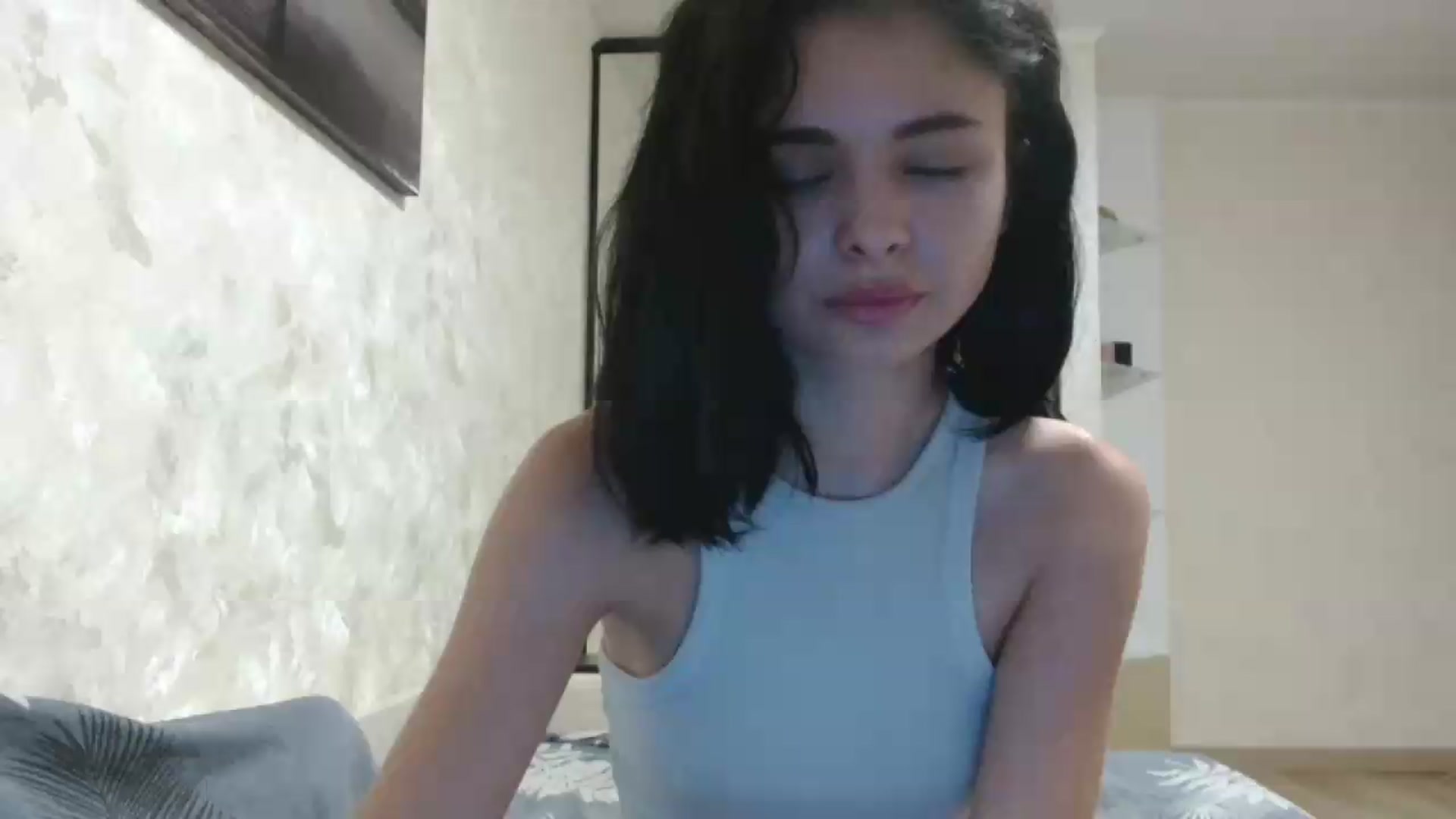 Gallery image thumbnail from Littlekitty19's myfreecams stream on, 07/04/2026, 20:35 image 1 of 20