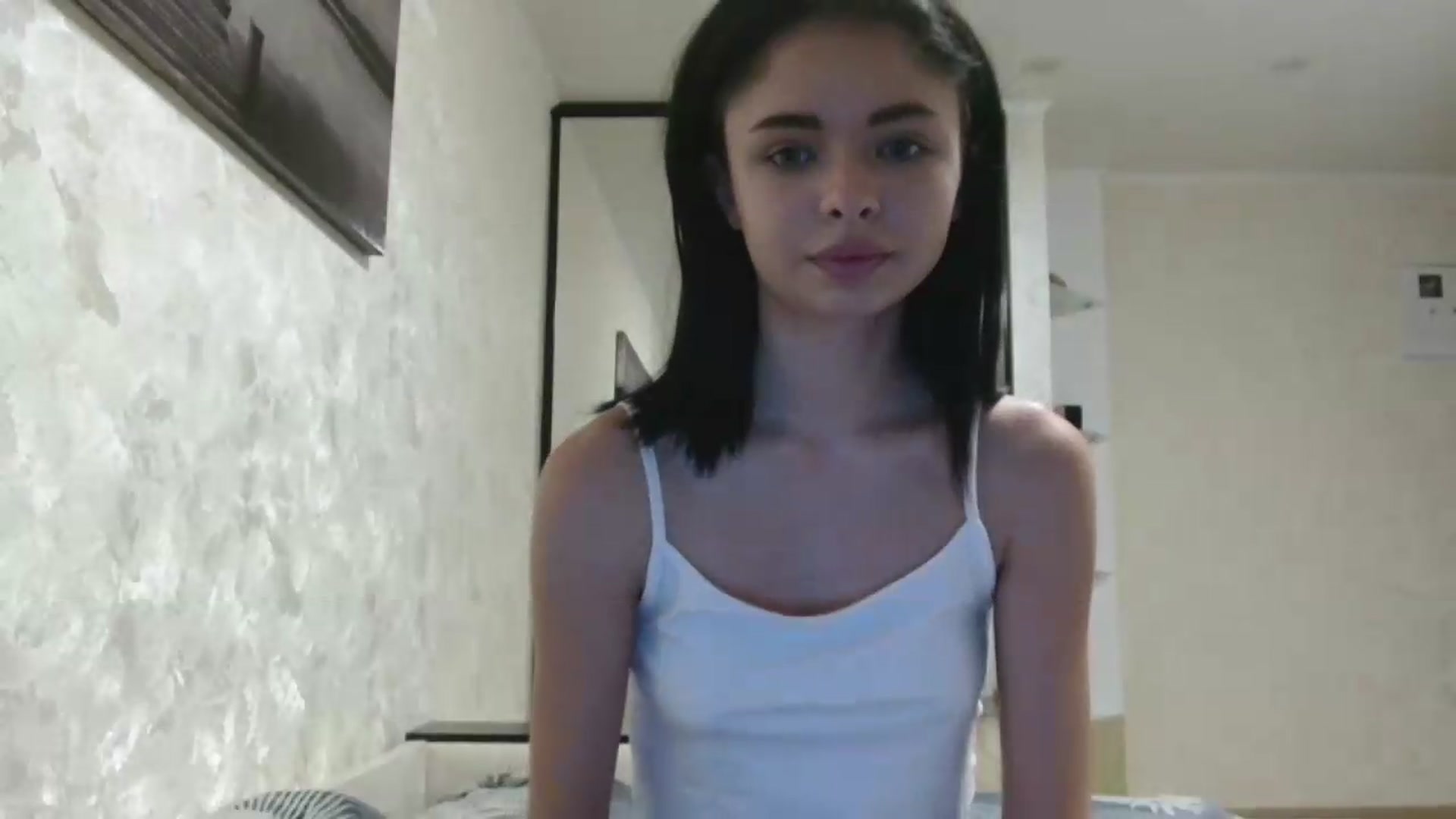 Gallery image thumbnail from Littlekitty19's myfreecams stream on, 07/08/2026, 17:20 image 13 of 20