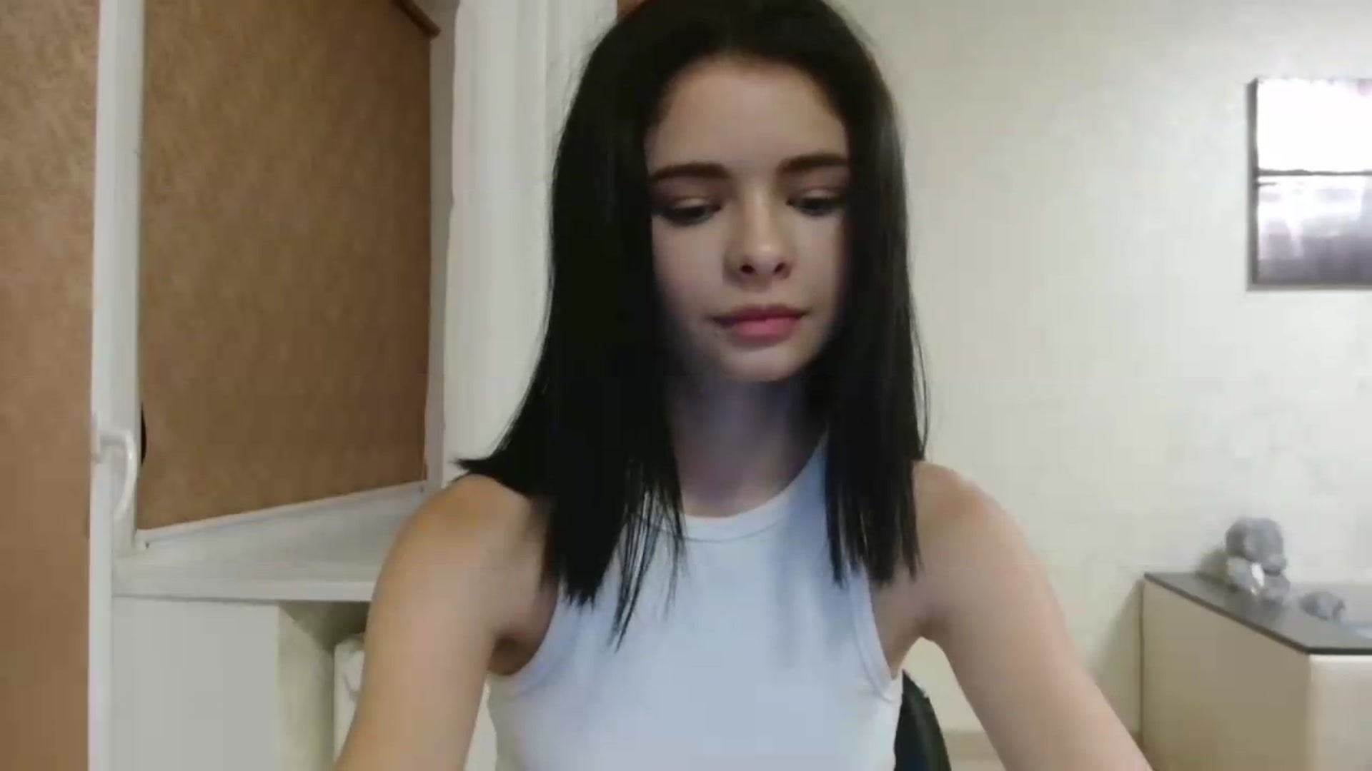 Gallery image thumbnail from Littlekitty19's myfreecams stream on, 07/11/2026, 20:14 image 11 of 20