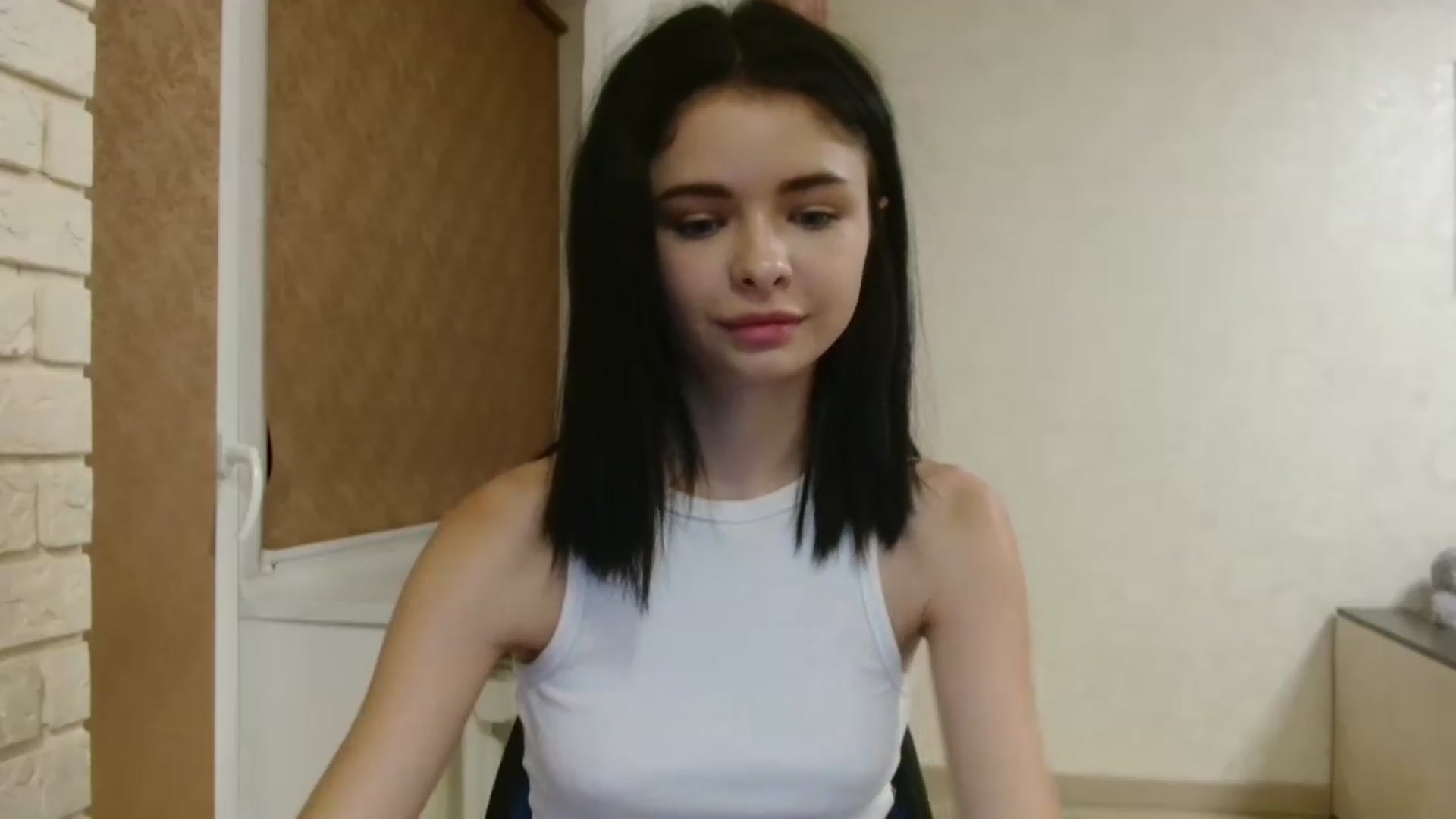 Gallery image thumbnail from Littlekitty19's myfreecams stream on, 07/11/2026, 21:10 image 17 of 20