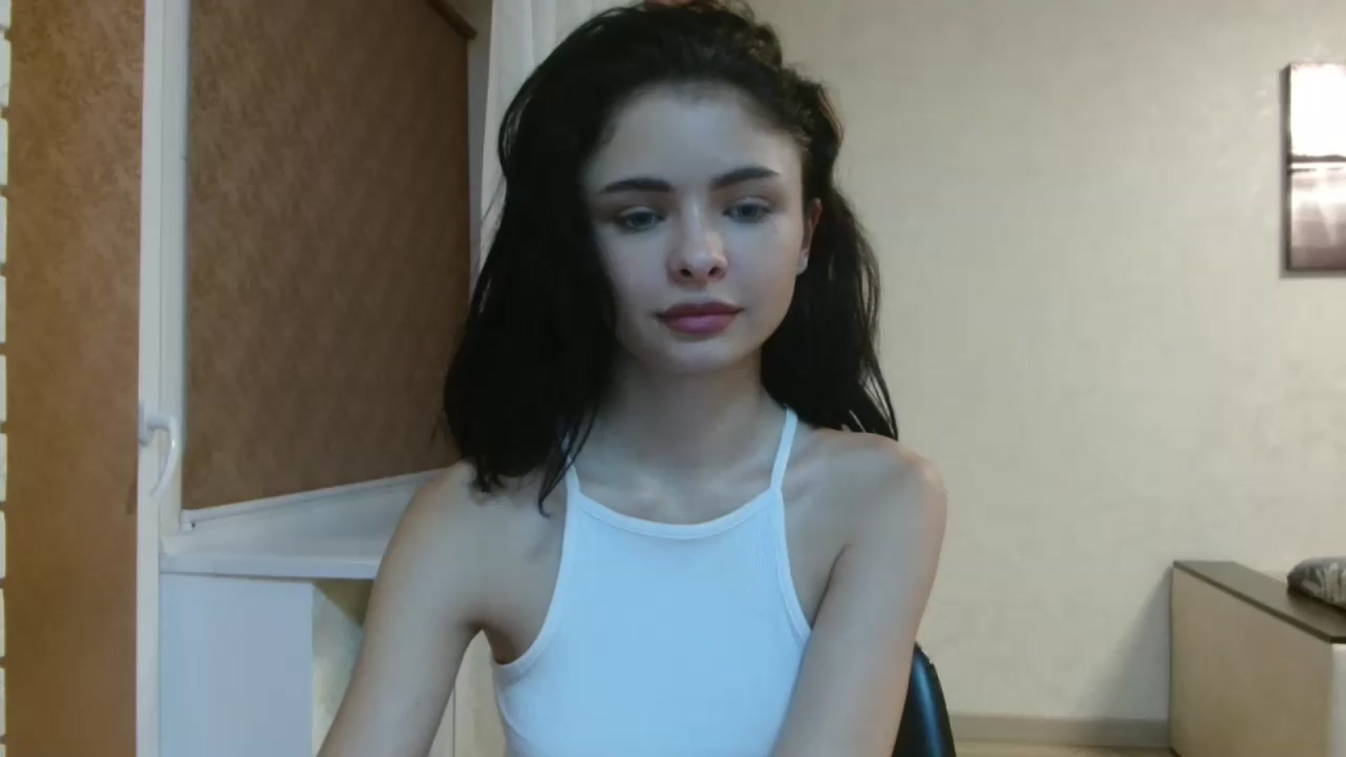 Gallery image thumbnail from Littlekitty19's myfreecams stream on, 07/16/2026, 21:24 image 16 of 20