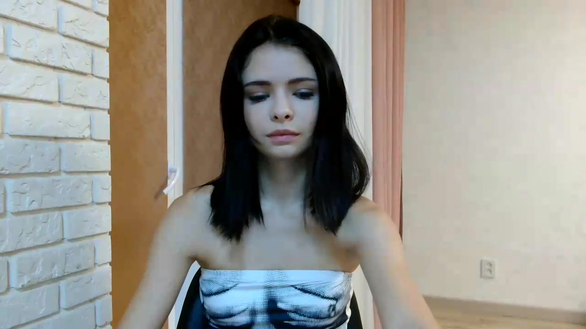 Gallery image thumbnail from Littlekitty19's myfreecams stream on, 08/03/2026, 17:46 image 6 of 20