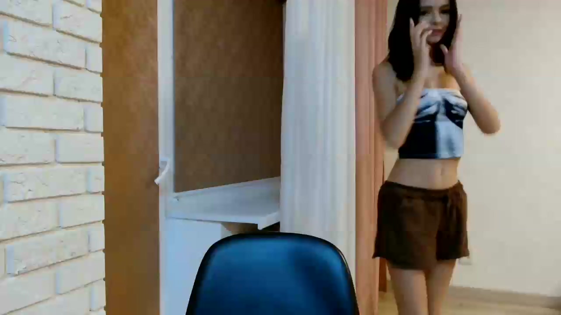 Gallery image thumbnail from Littlekitty19's myfreecams stream on, 08/03/2026, 18:19 image 1 of 20
