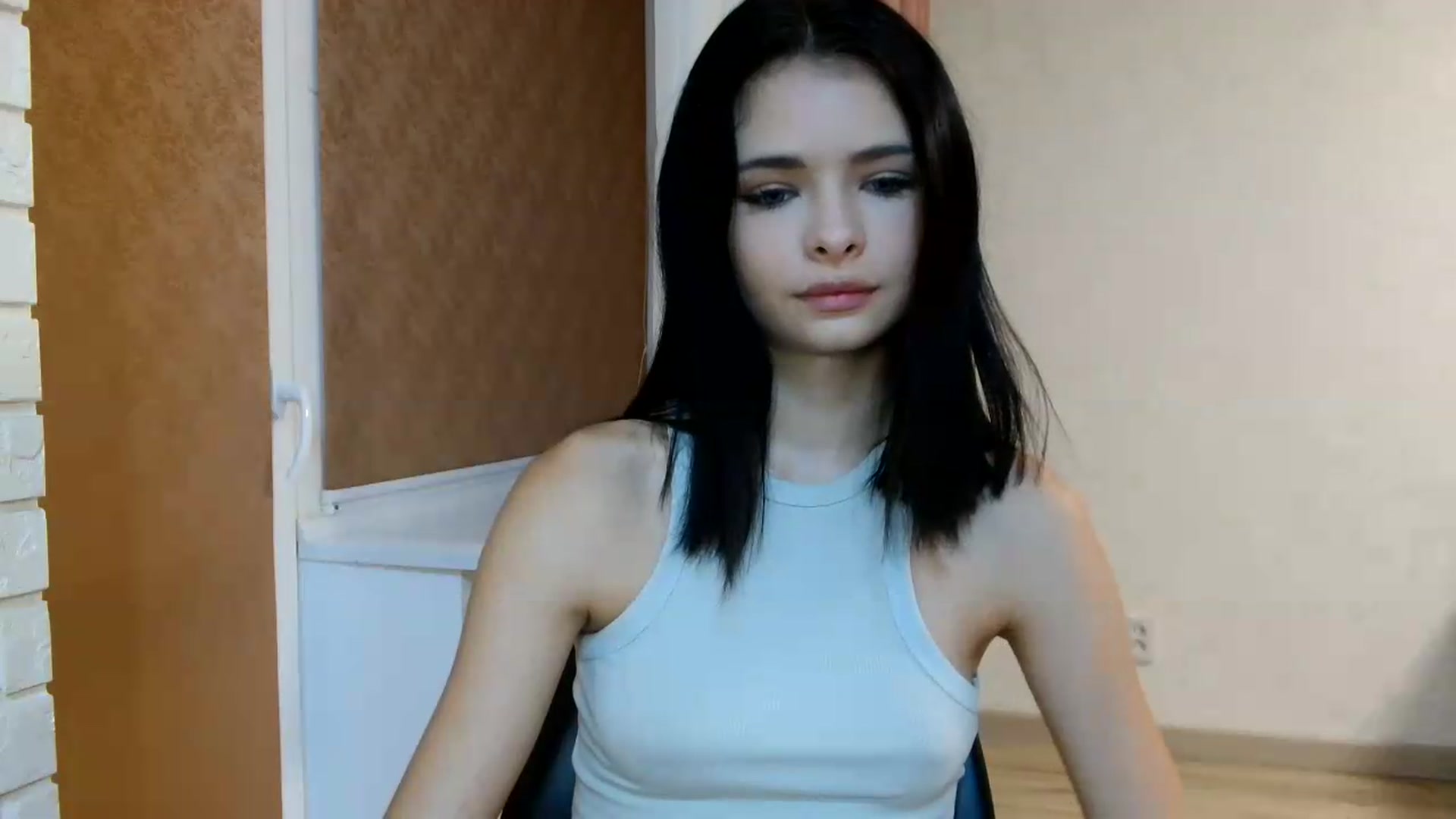 Gallery image thumbnail from Littlekitty19's myfreecams stream on, 08/06/2026, 21:35 image 18 of 20