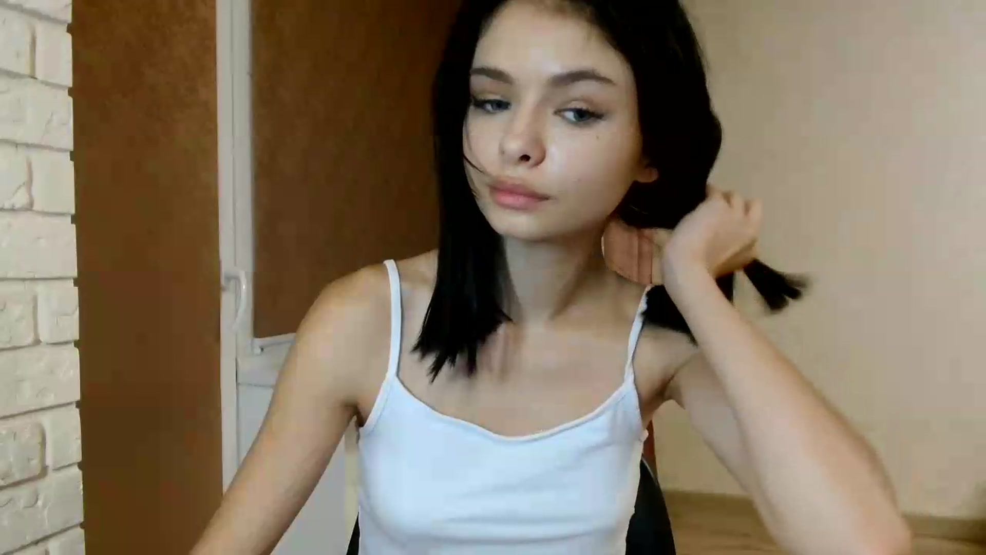 Gallery image thumbnail from Littlekitty19's myfreecams stream on, 08/09/2026, 22:19 image 15 of 20