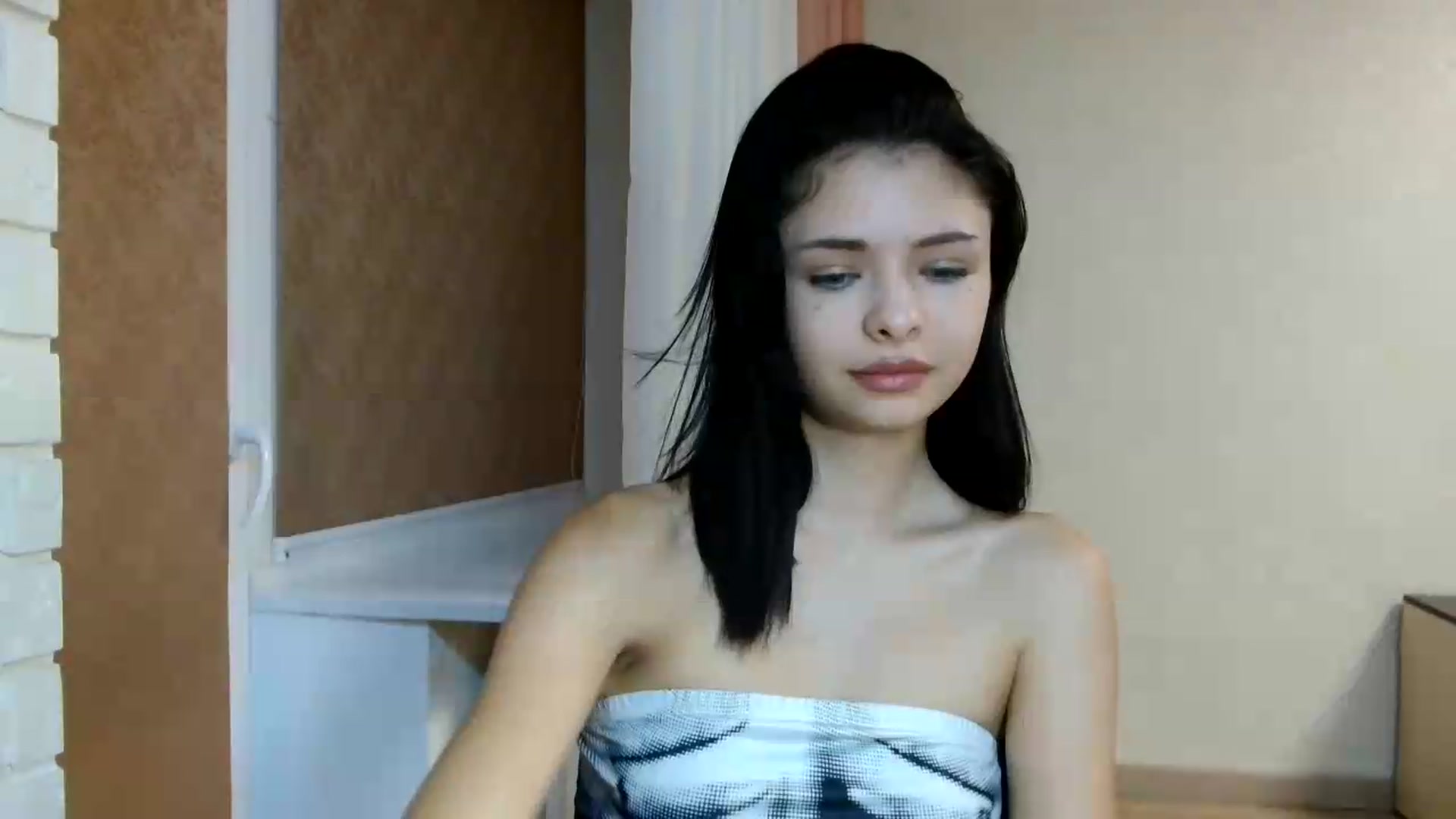 Gallery image thumbnail from Littlekitty19's myfreecams stream on, 08/14/2026, 21:10 image 9 of 20
