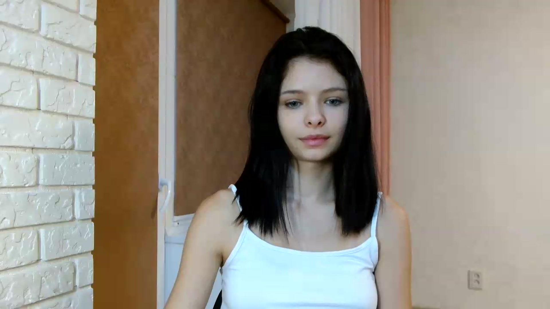 Gallery image thumbnail from Littlekitty19's myfreecams stream on, 08/18/2026, 18:12 image 7 of 20