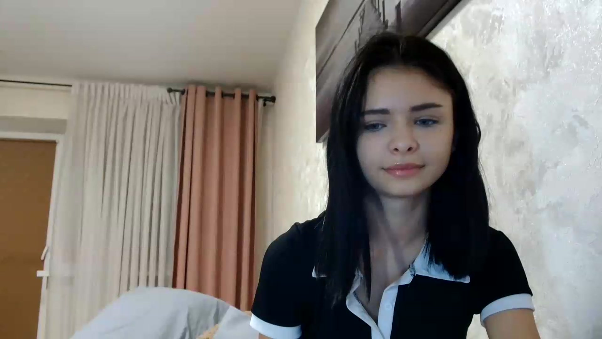 Gallery image thumbnail from Littlekitty19's myfreecams stream on, 08/19/2026, 23:22 image 10 of 20