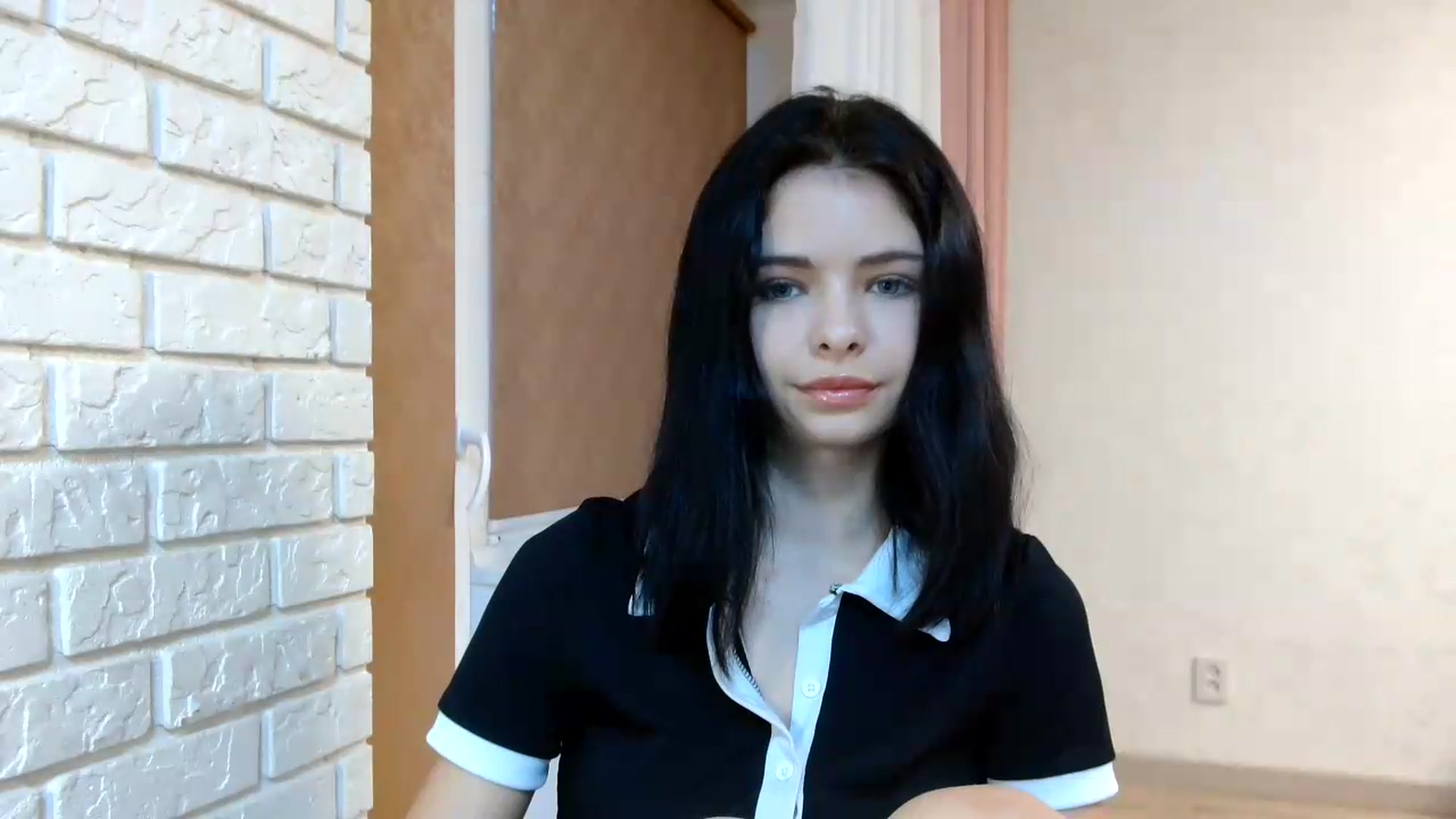 Gallery image thumbnail from Littlekitty19's myfreecams stream on, 08/21/2026, 03:17 image 13 of 20