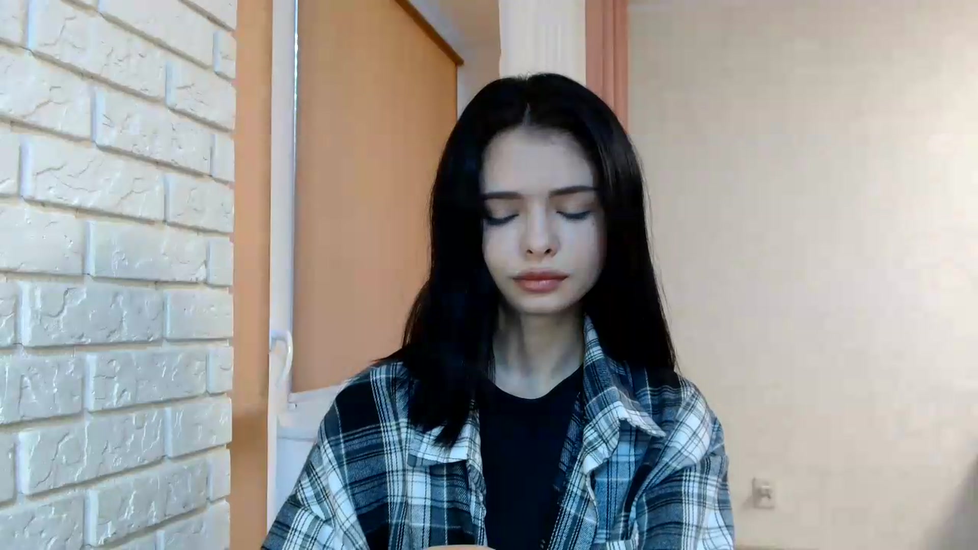 Gallery image thumbnail from Littlekitty19's myfreecams stream on, 08/23/2026, 05:41 image 17 of 20