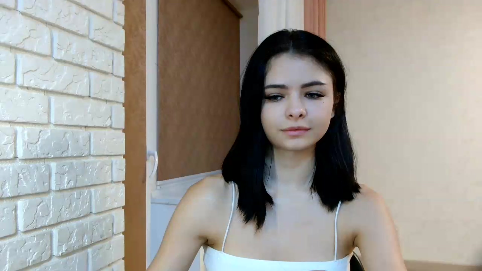Gallery image thumbnail from Littlekitty19's myfreecams stream on, 08/24/2026, 22:18 image 16 of 20