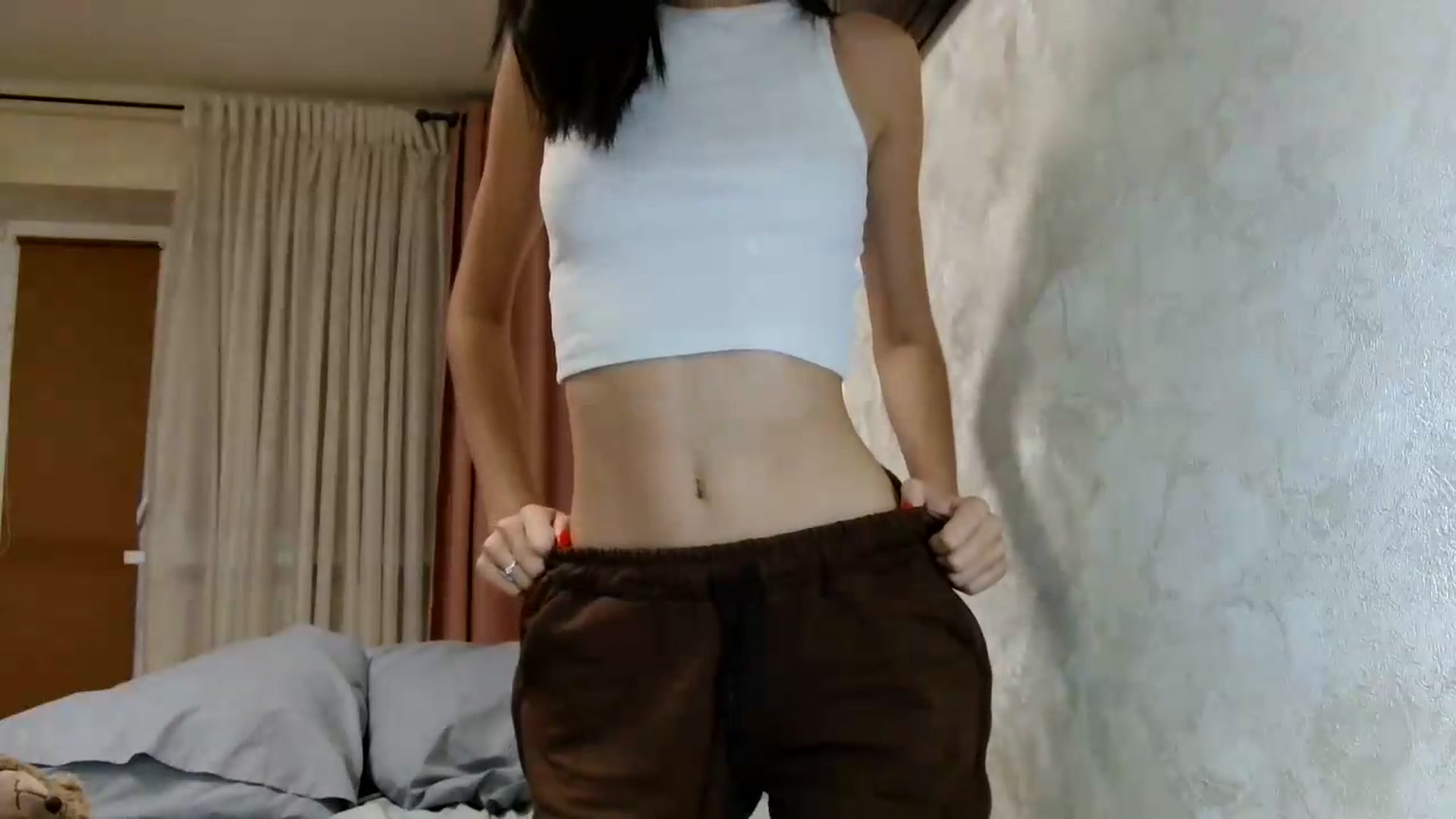 Gallery image thumbnail from Littlekitty19's myfreecams stream on, 08/26/2026, 18:05 image 11 of 20