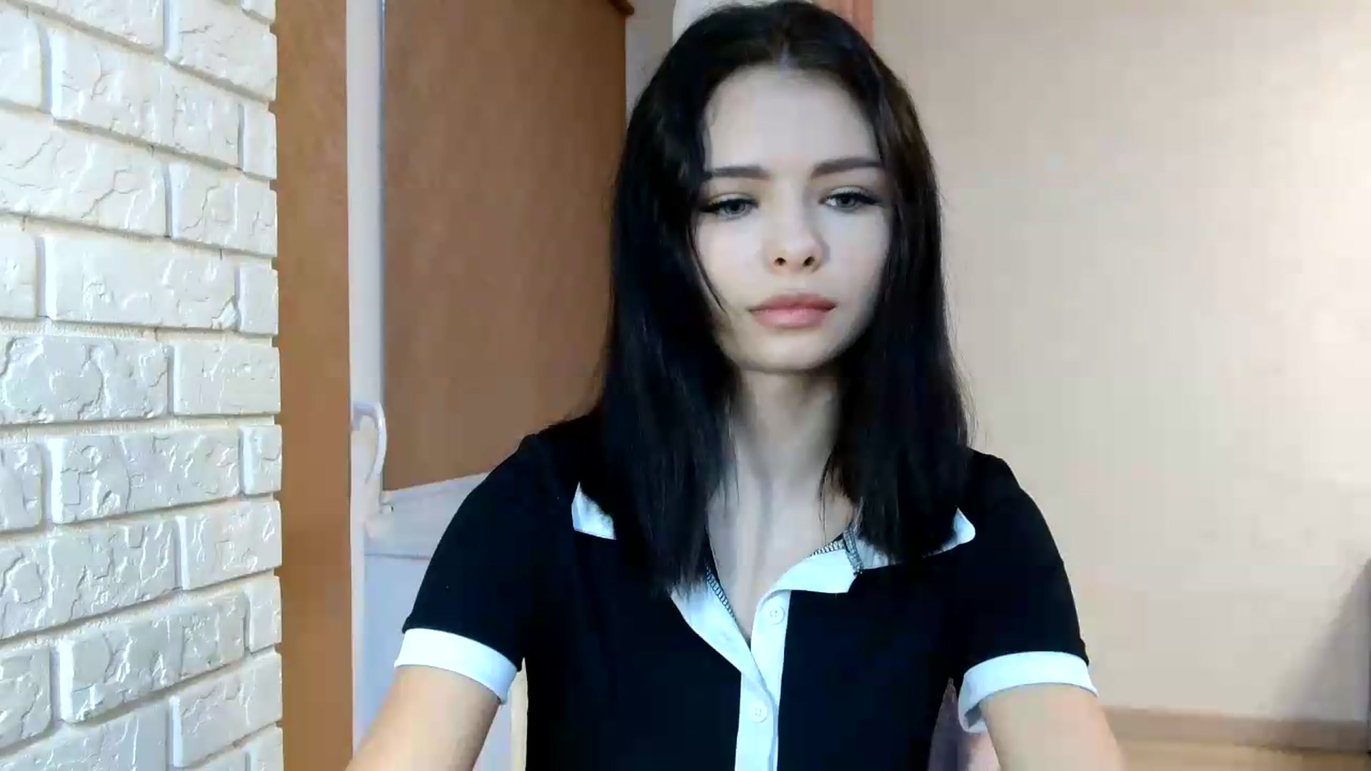 Gallery image thumbnail from Littlekitty19's myfreecams stream on, 08/27/2026, 14:59 image 5 of 20