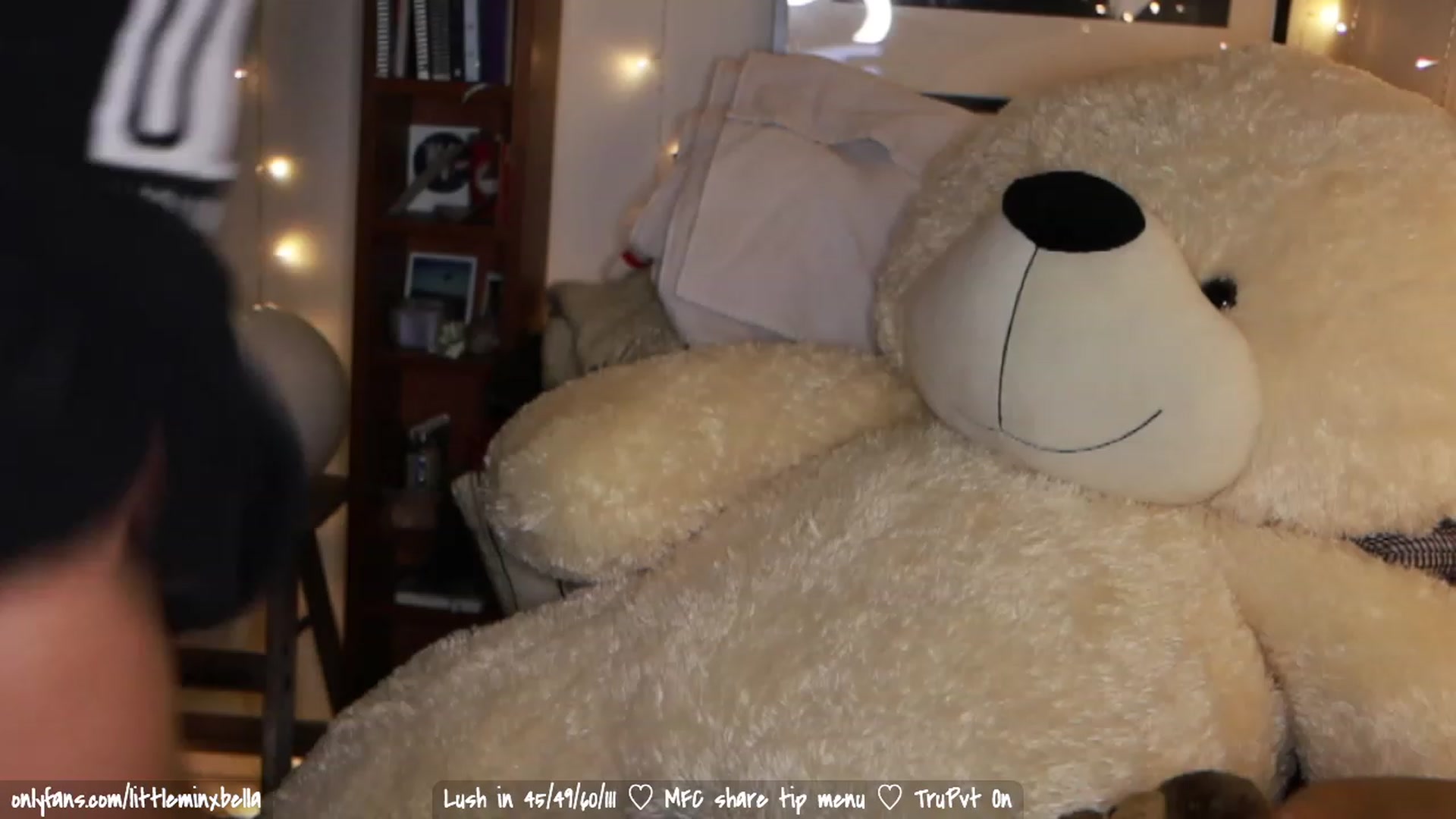 Gallery image thumbnail from Littleminx's myfreecams stream on, 12/06/2022, 04:47 image 10 of 20