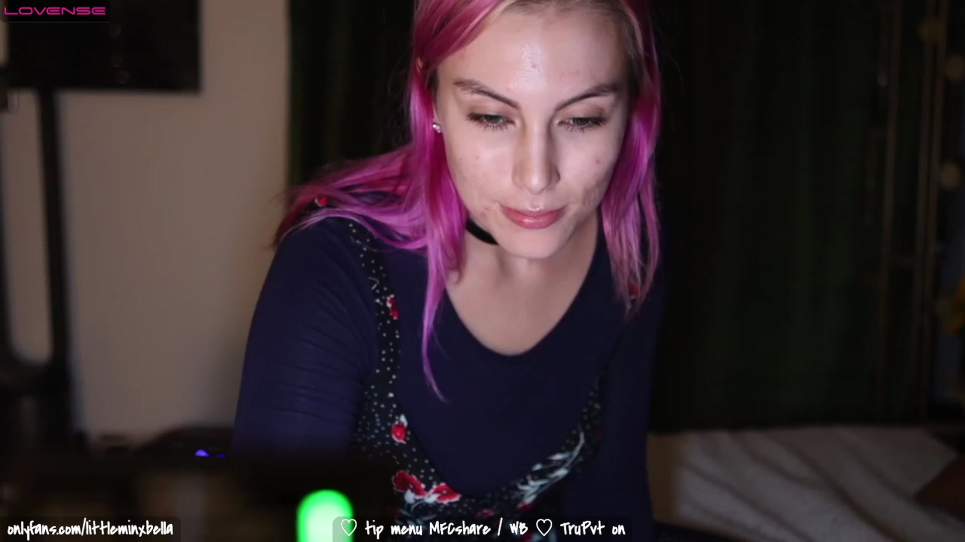 Gallery image thumbnail from Littleminx's myfreecams stream on, 03/14/2023, 02:19 image 3 of 20