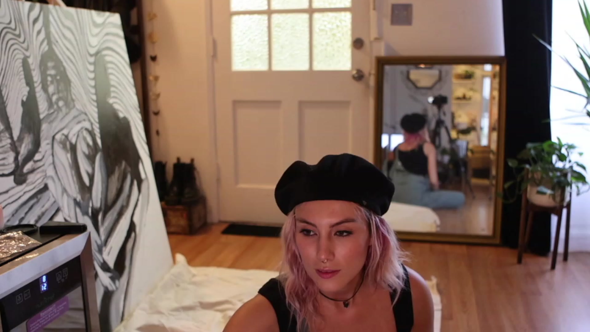 Gallery image thumbnail from Littleminx's myfreecams stream on, 04/25/2023, 02:54 image 1 of 20