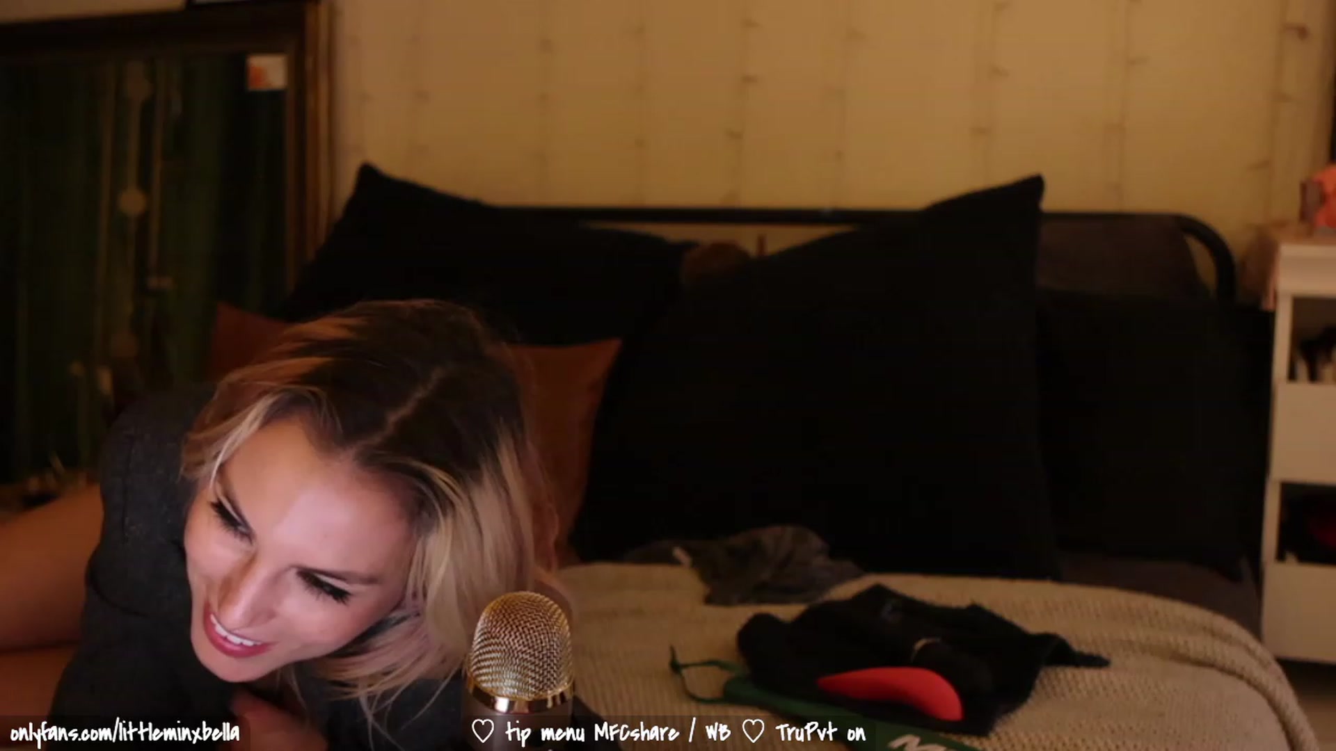 Gallery image thumbnail from Littleminx's myfreecams stream on, 05/16/2023, 02:59 image 19 of 20