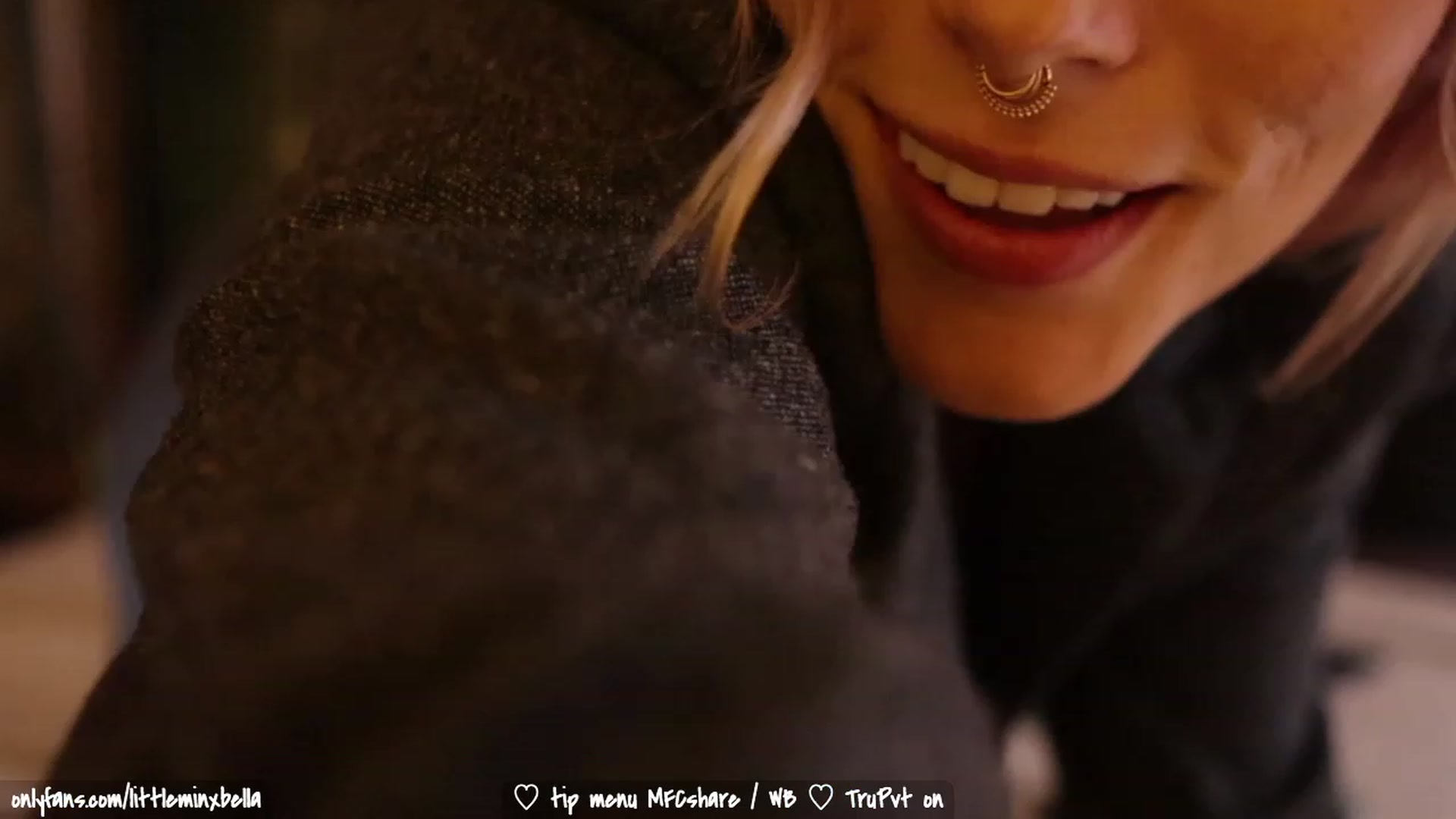 Gallery image thumbnail from Littleminx's myfreecams stream on, 05/16/2023, 02:59 image 10 of 20