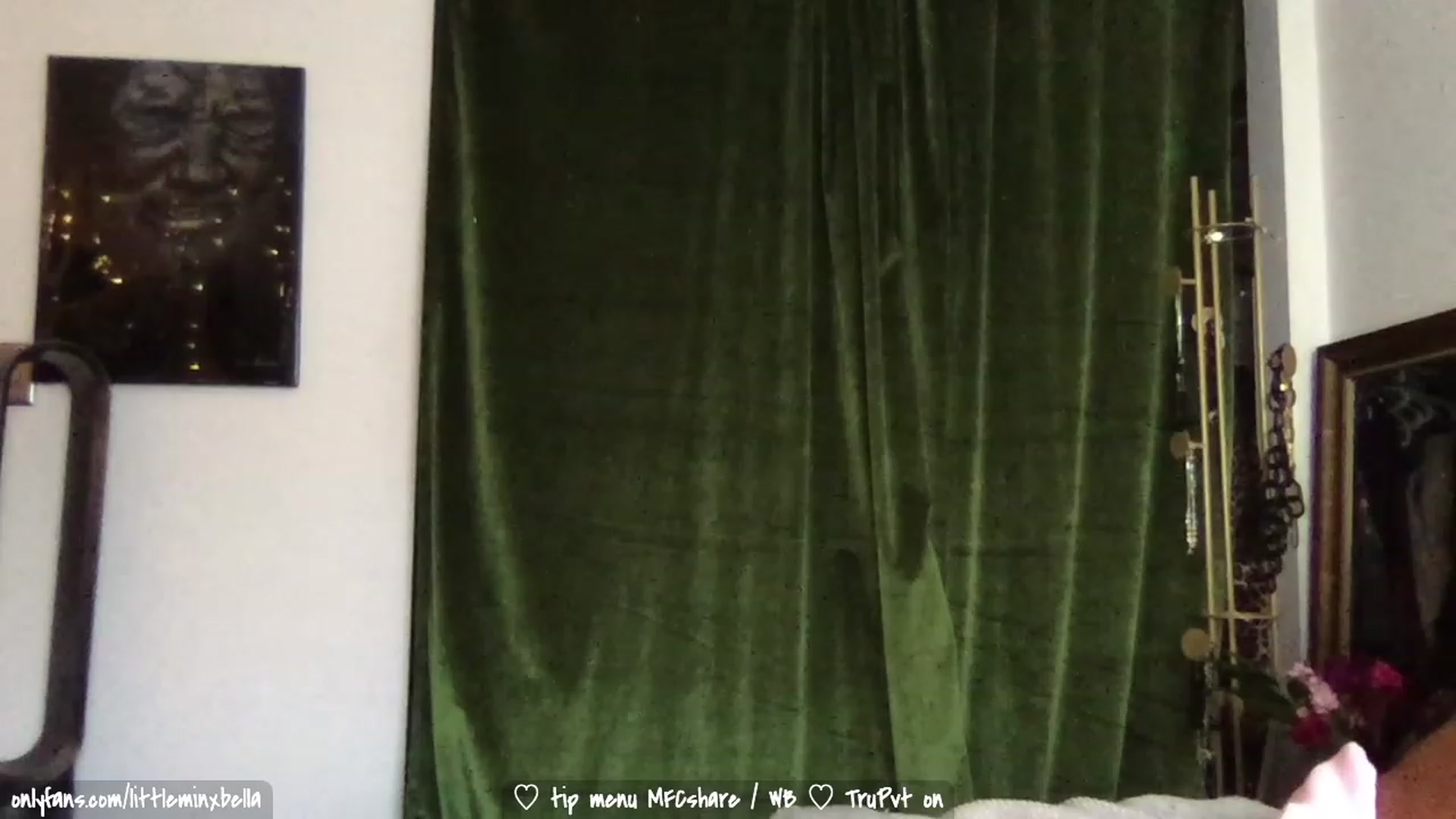 Gallery image thumbnail from Littleminx's myfreecams stream on, 06/06/2023, 02:25 image 20 of 20
