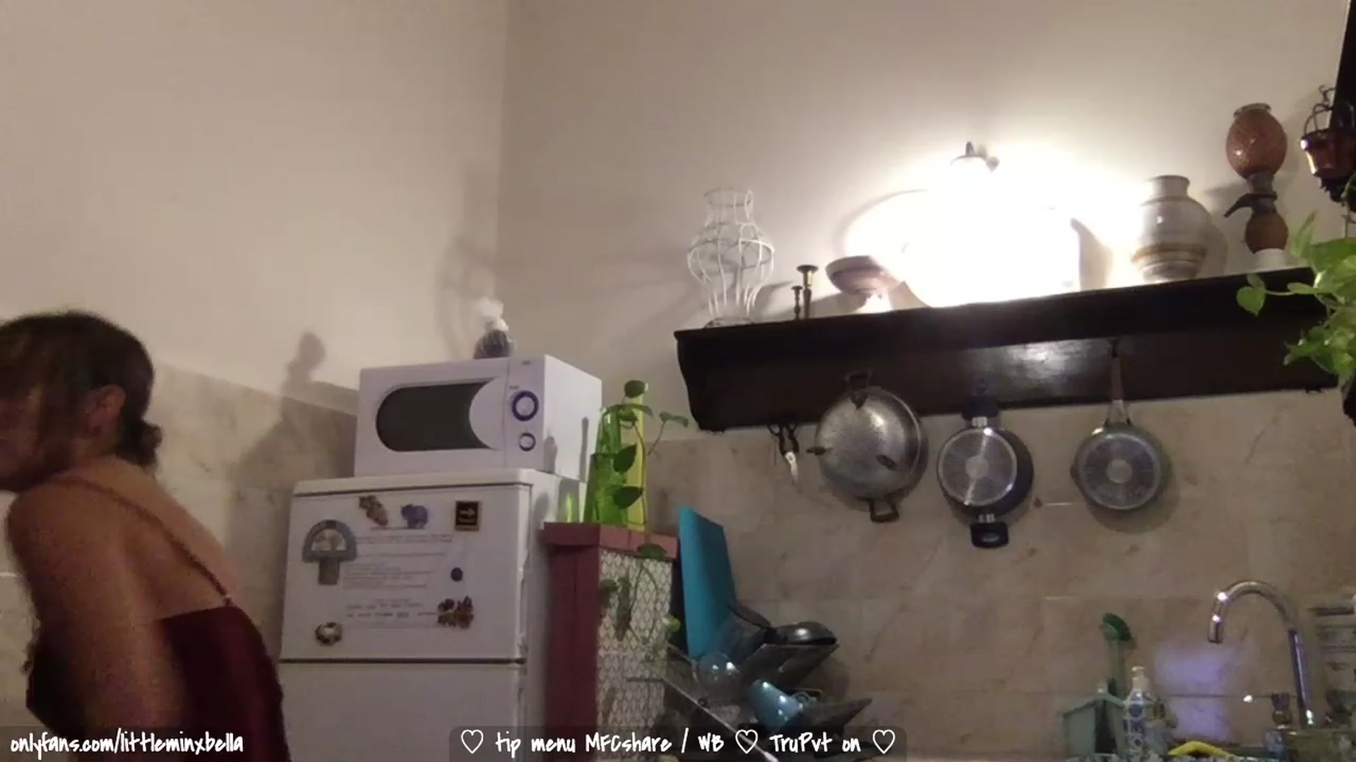 Gallery image thumbnail from Littleminx's myfreecams stream on, 09/18/2023, 20:33 image 8 of 20