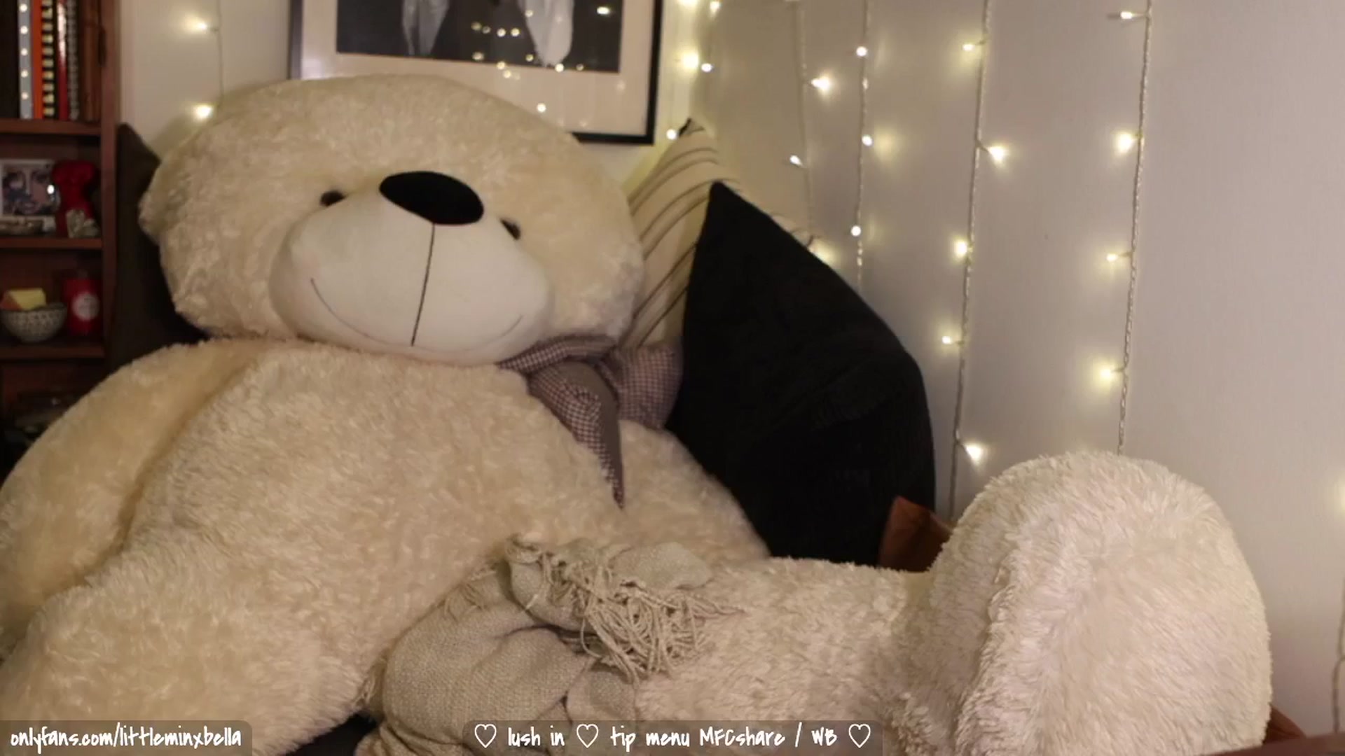 Gallery image thumbnail from Littleminx's myfreecams stream on, 02/27/2024, 04:30 image 13 of 20
