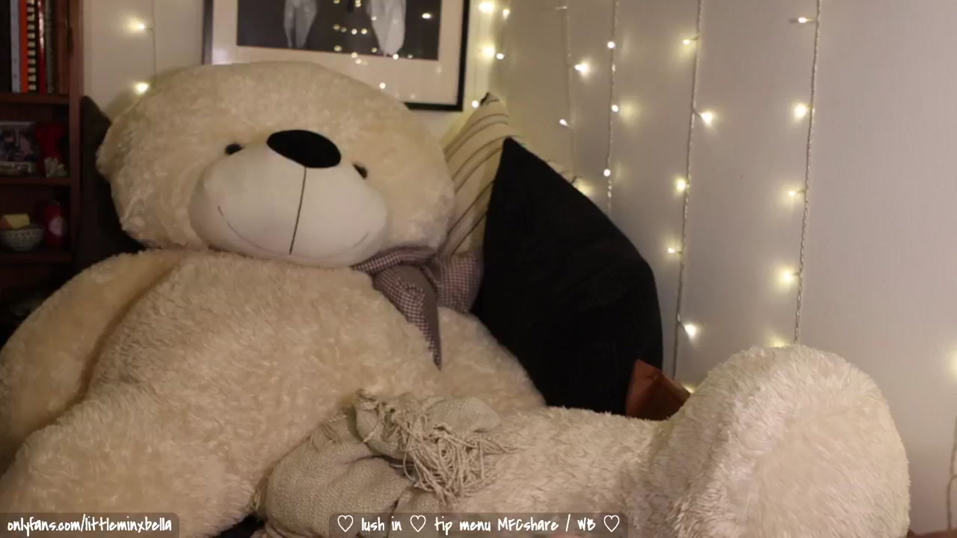 Gallery image thumbnail from Littleminx's myfreecams stream on, 02/27/2024, 04:30 image 17 of 20
