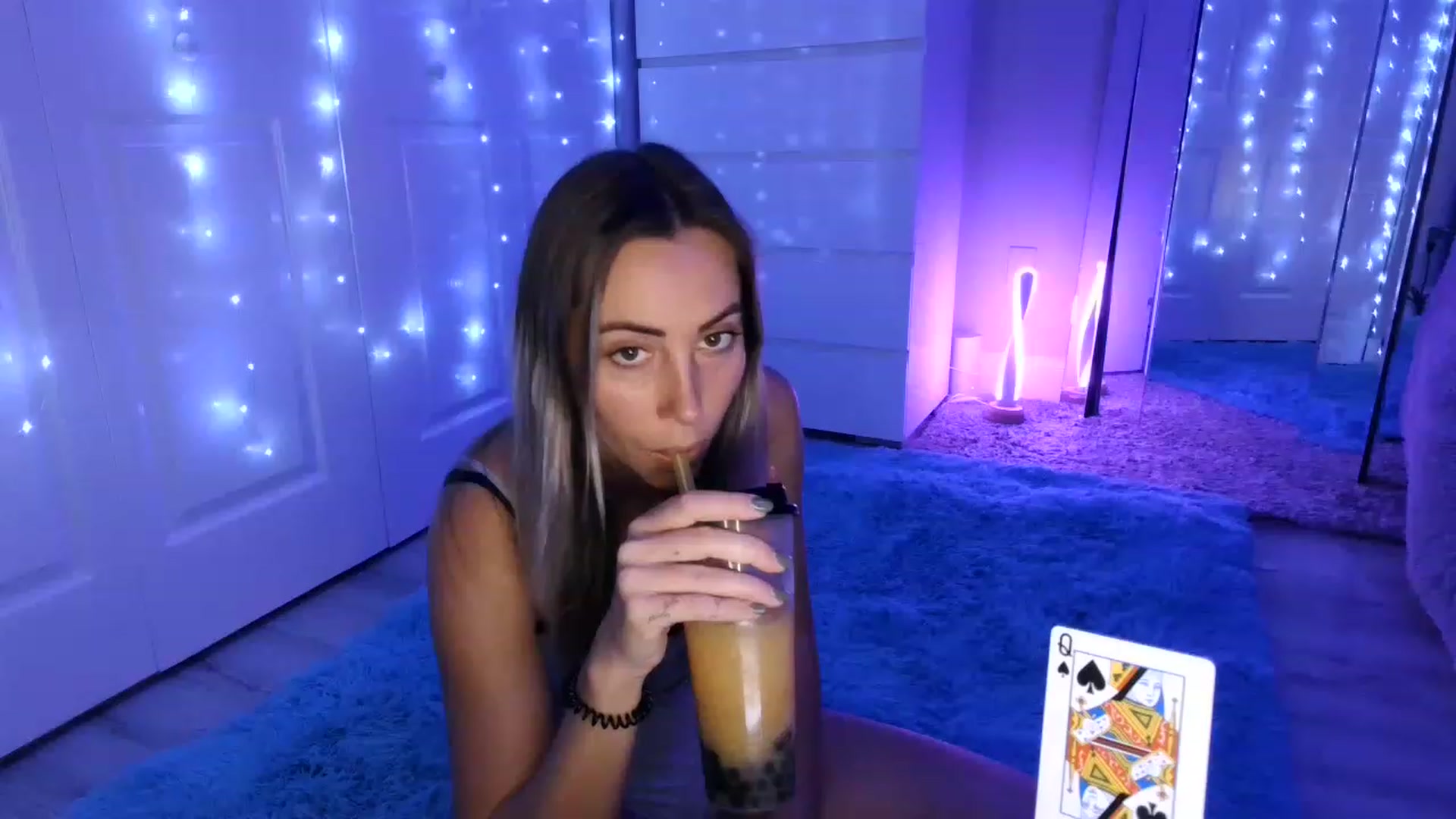 Gallery image thumbnail from Littlemissk1's myfreecams stream on, 03/03/2023, 02:03 image 4 of 20
