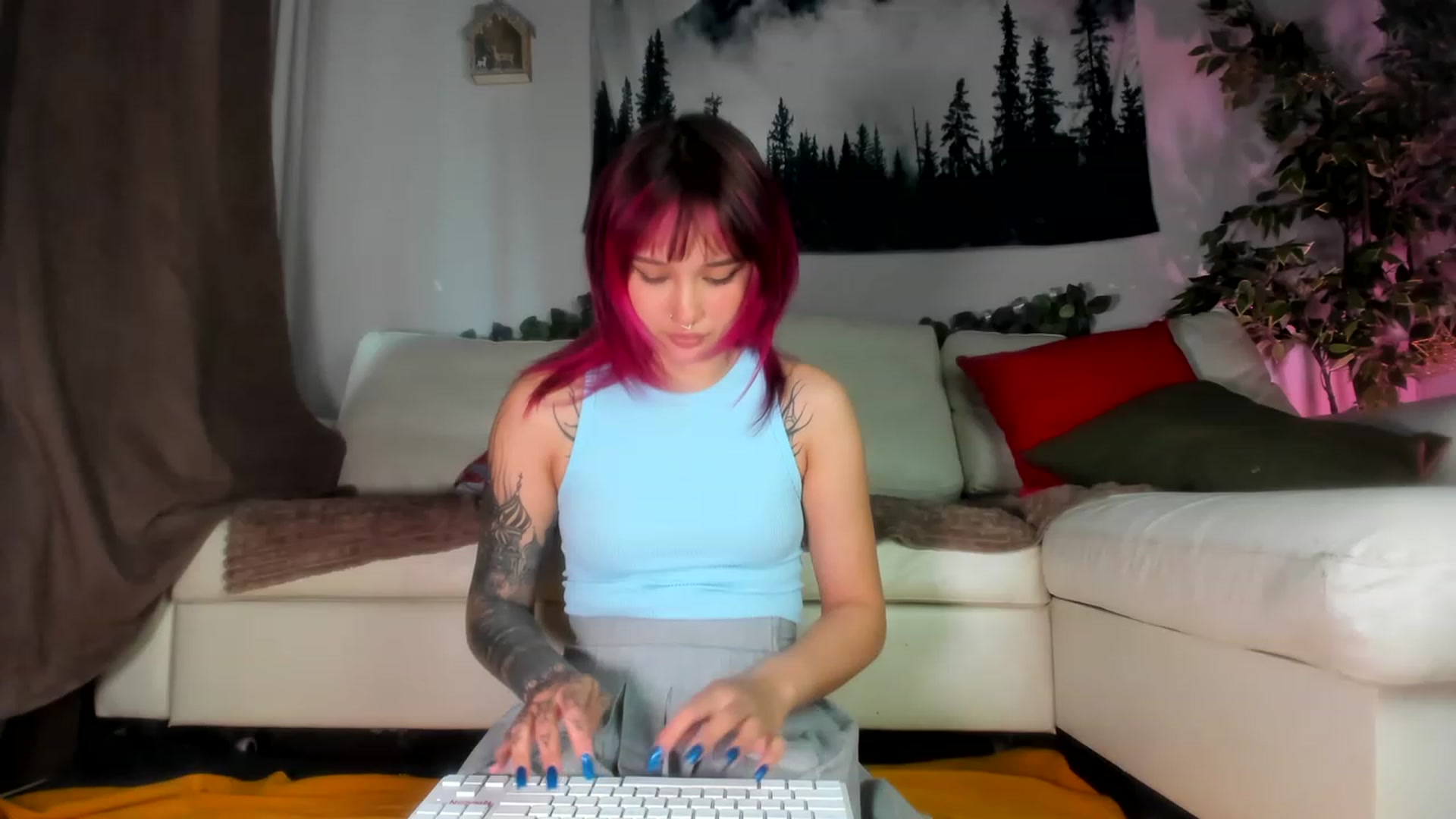 Gallery image thumbnail from Littlewetgirl's myfreecams stream on, 05/14/2023, 09:14 image 3 of 20