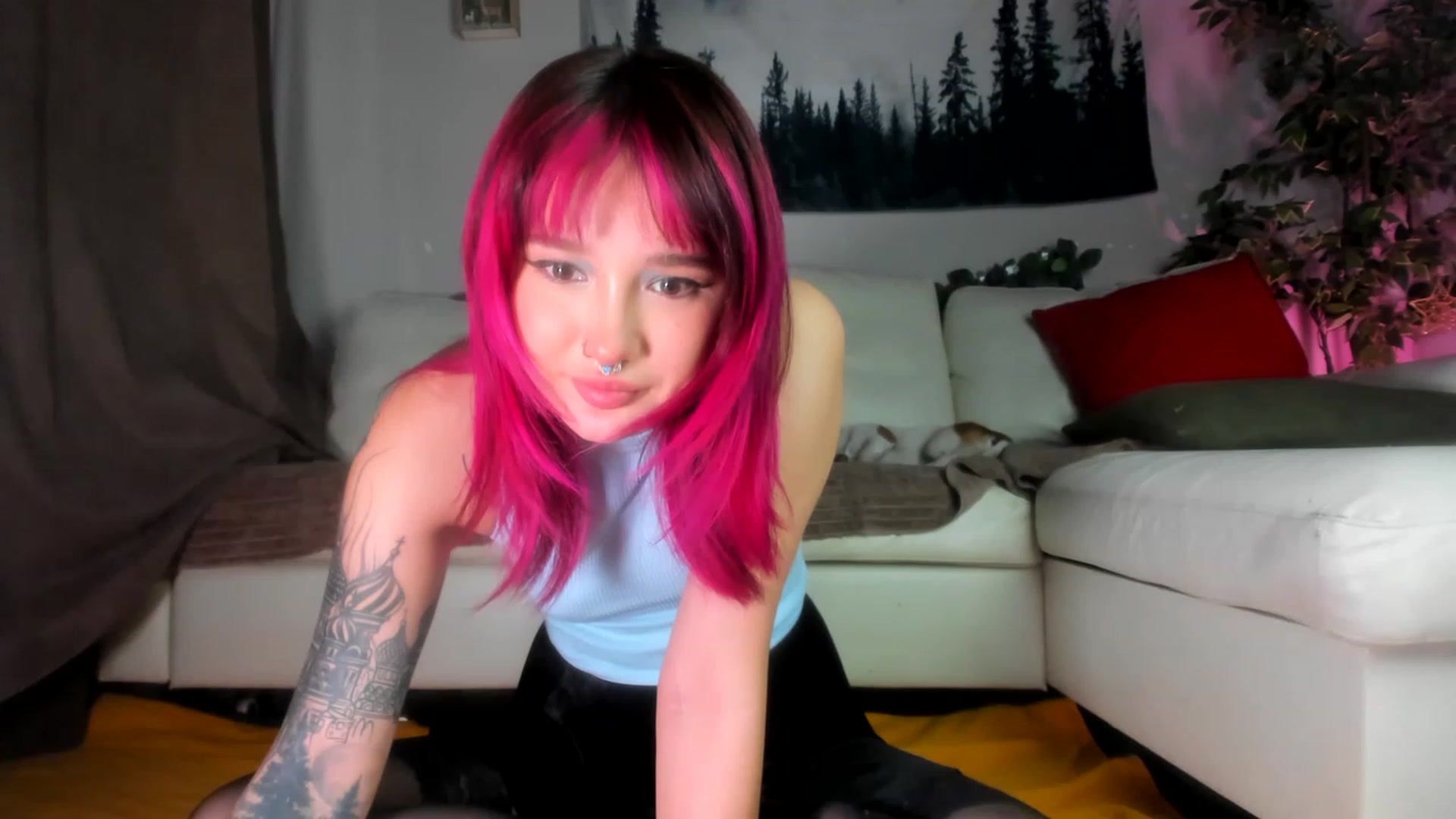 Gallery image thumbnail from Littlewetgirl's myfreecams stream on, 05/15/2023, 11:39 image 9 of 20