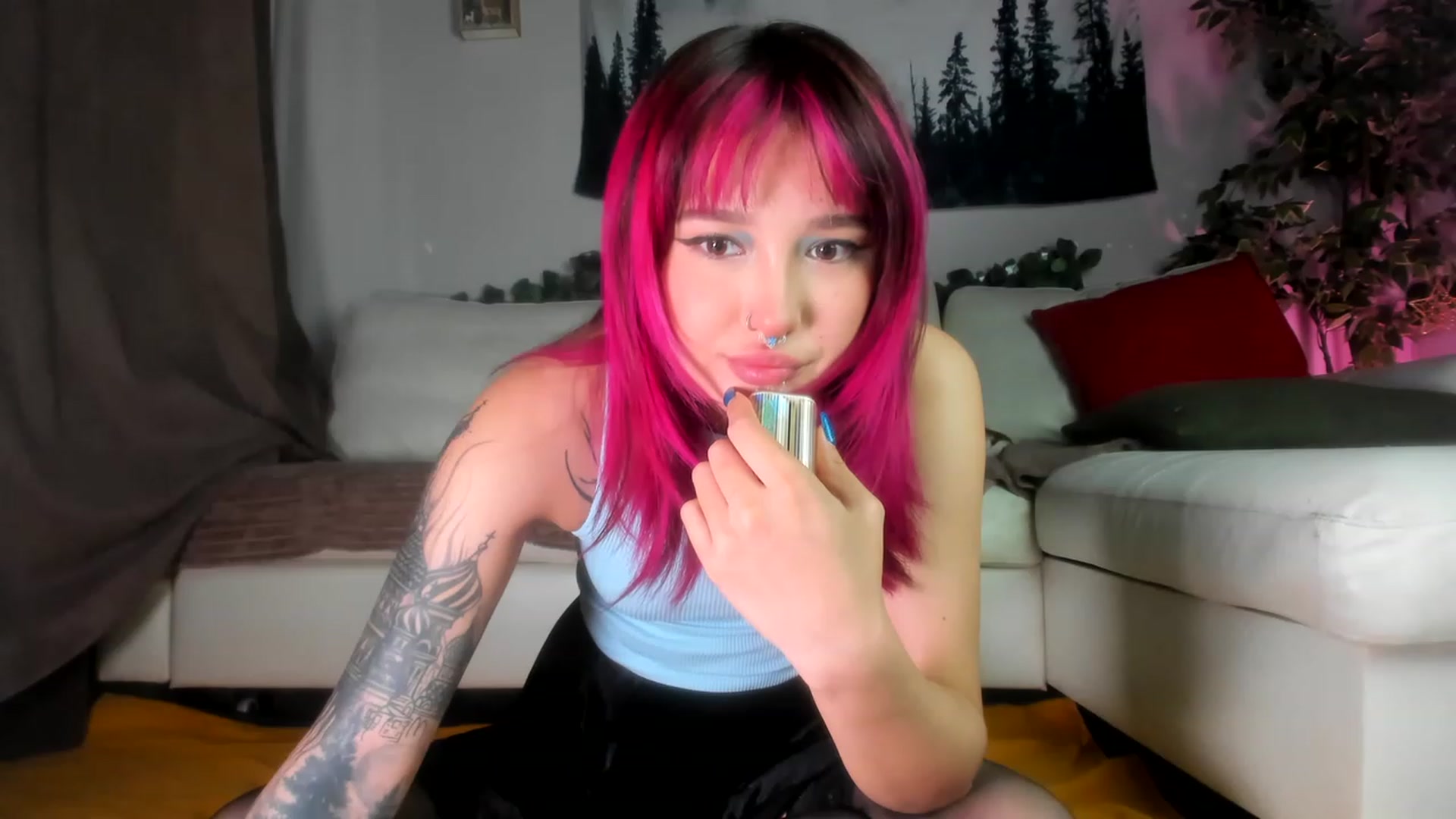 Gallery image thumbnail from Littlewetgirl's myfreecams stream on, 05/15/2023, 11:39 image 8 of 20