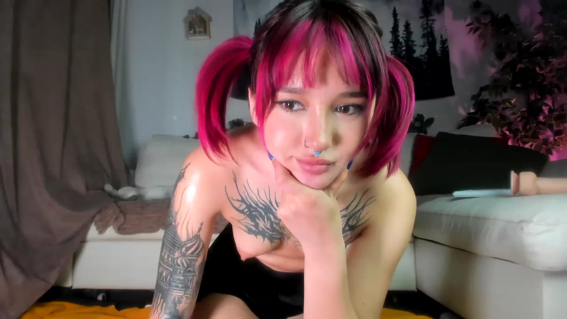 Gallery image thumbnail from Littlewetgirl's myfreecams stream on, 05/16/2023, 12:07 image 19 of 20