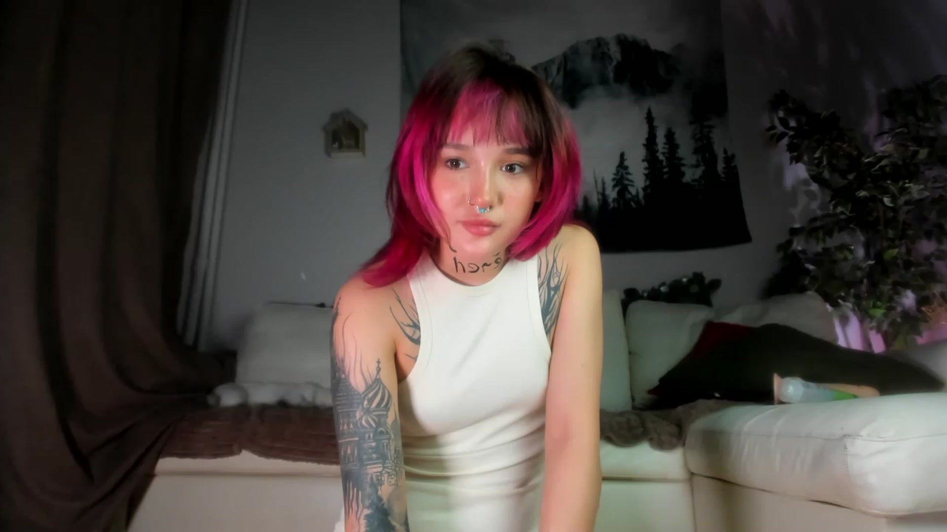 Gallery image thumbnail from Littlewetgirl's myfreecams stream on, 05/20/2023, 15:56 image 5 of 20