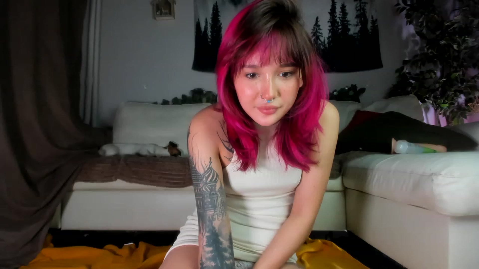 Gallery image thumbnail from Littlewetgirl's myfreecams stream on, 05/20/2023, 15:56 image 19 of 20