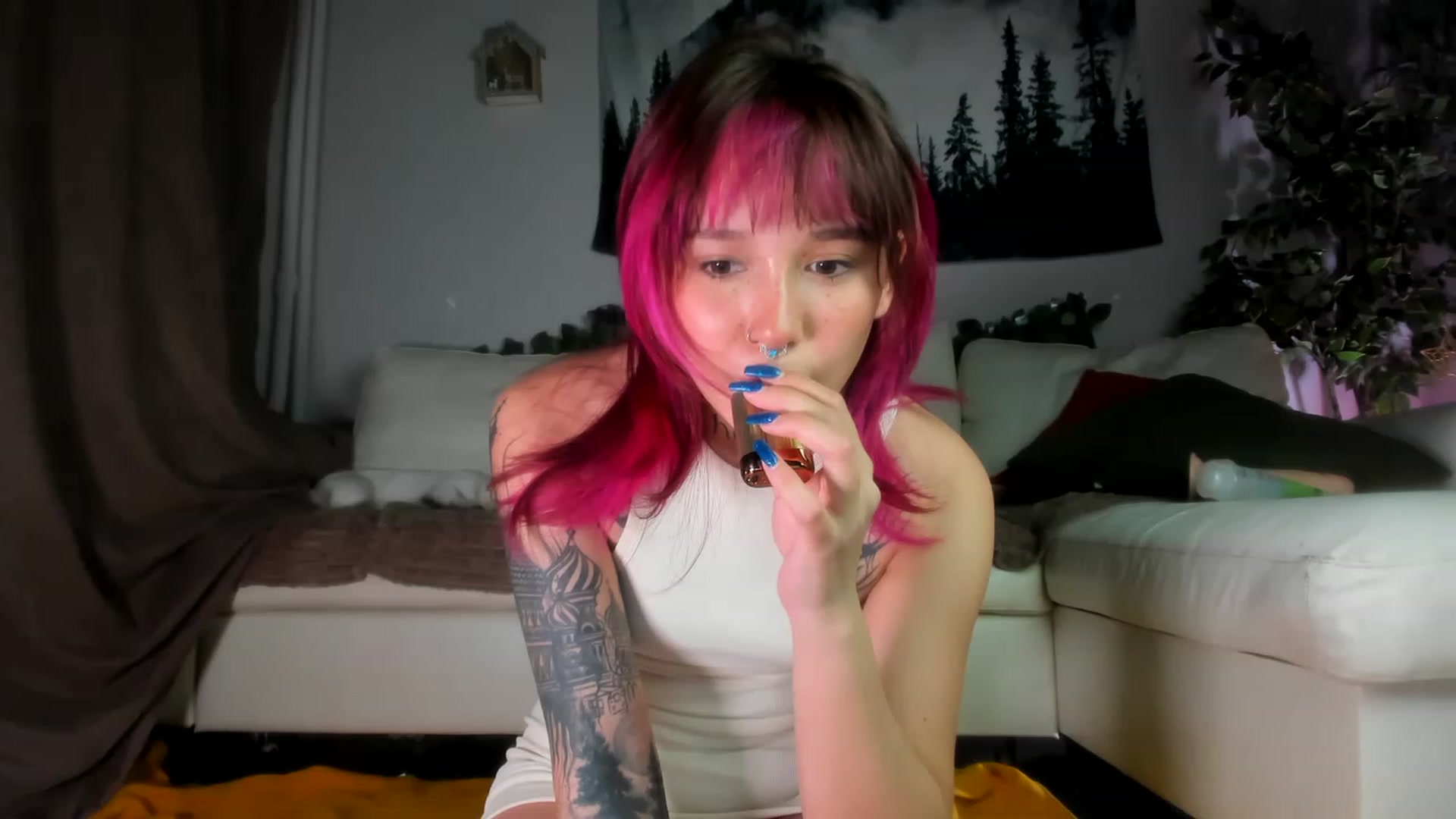 Gallery image thumbnail from Littlewetgirl's myfreecams stream on, 05/20/2023, 15:56 image 7 of 20