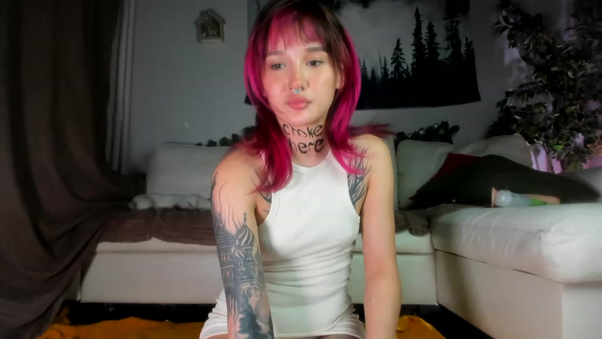 Gallery image thumbnail from Littlewetgirl's myfreecams stream on, 05/20/2023, 15:56 image 8 of 20
