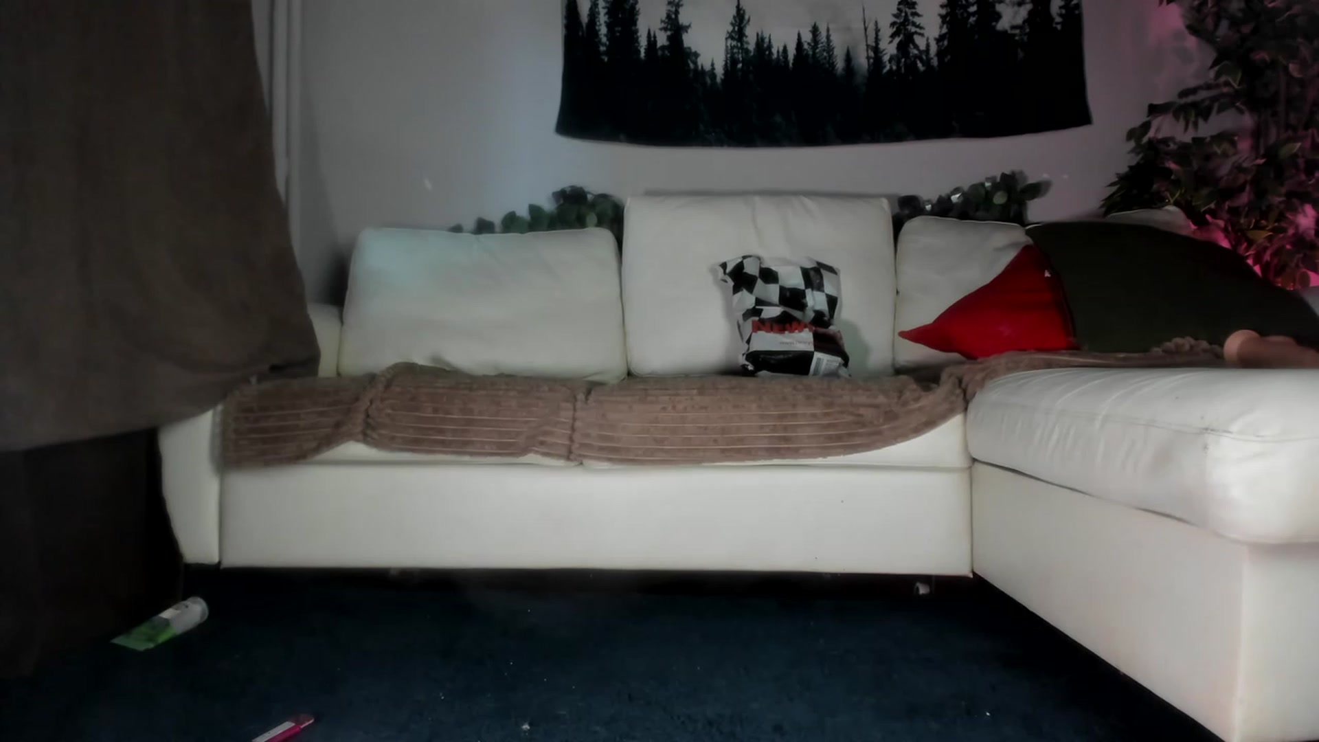 Gallery image thumbnail from Littlewetgirl's myfreecams stream on, 05/22/2023, 14:16 image 4 of 20