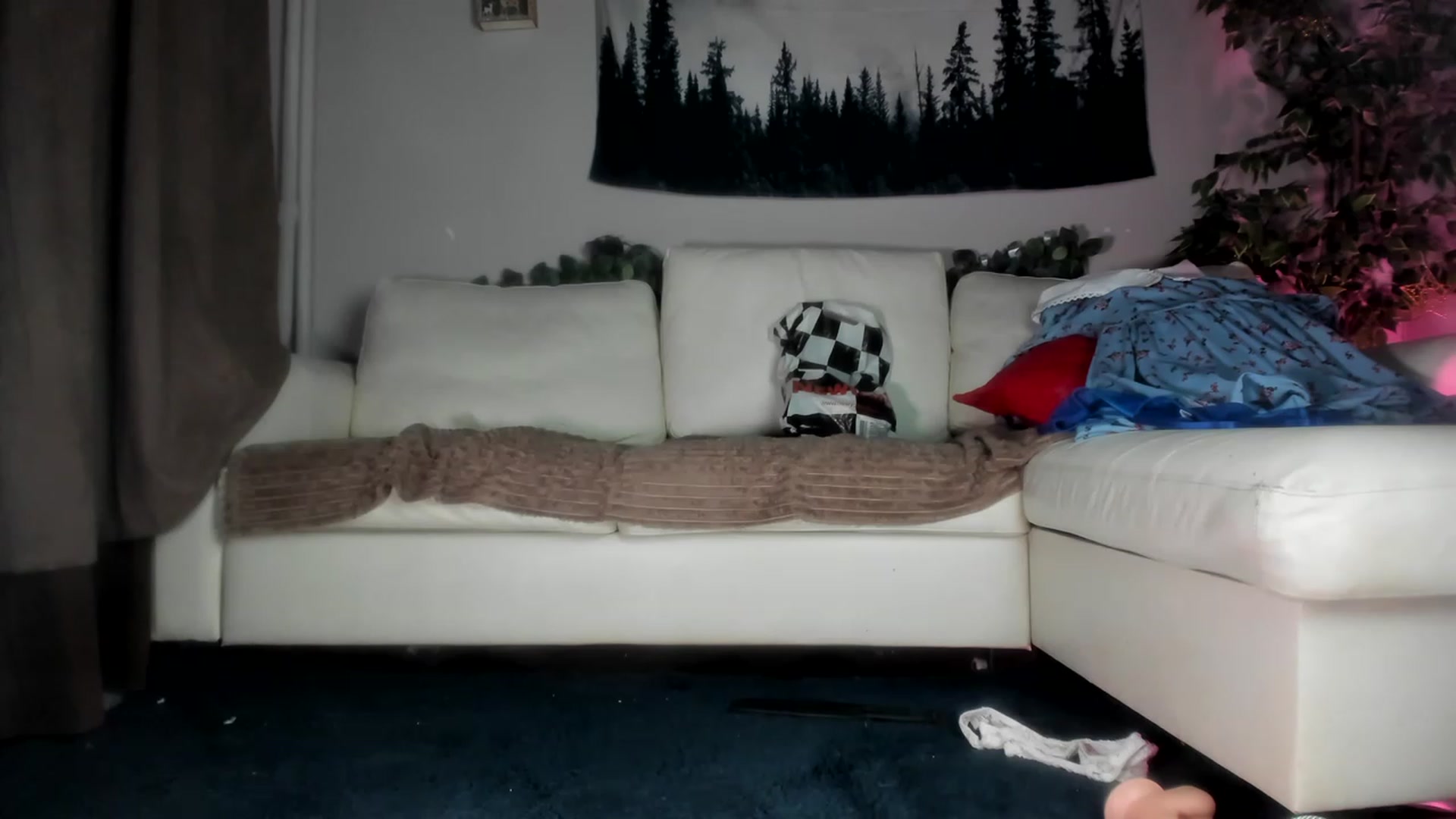 Gallery image thumbnail from Littlewetgirl's myfreecams stream on, 05/23/2023, 15:44 image 19 of 20