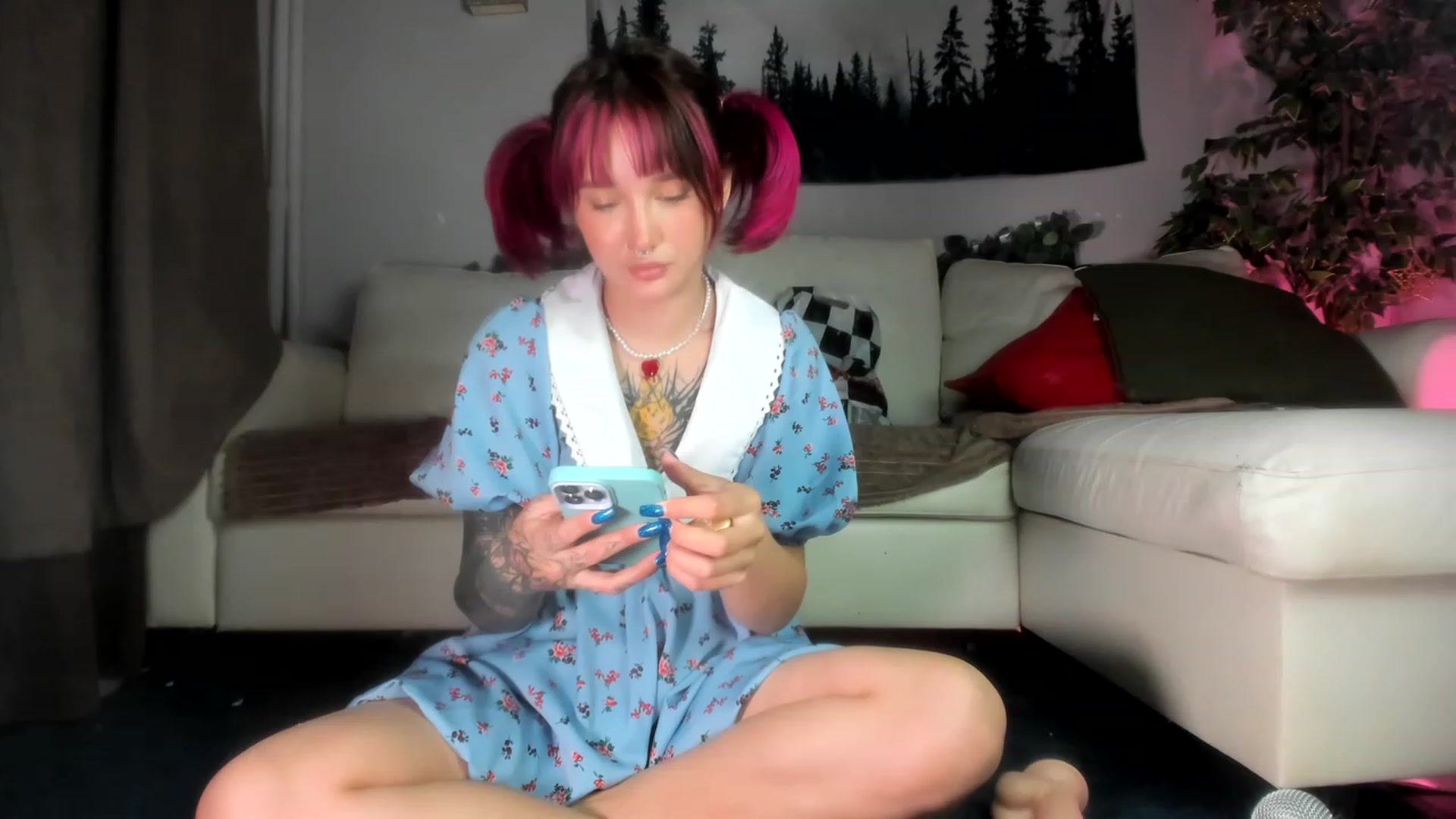Gallery image thumbnail from Littlewetgirl's myfreecams stream on, 05/23/2023, 15:44 image 12 of 20