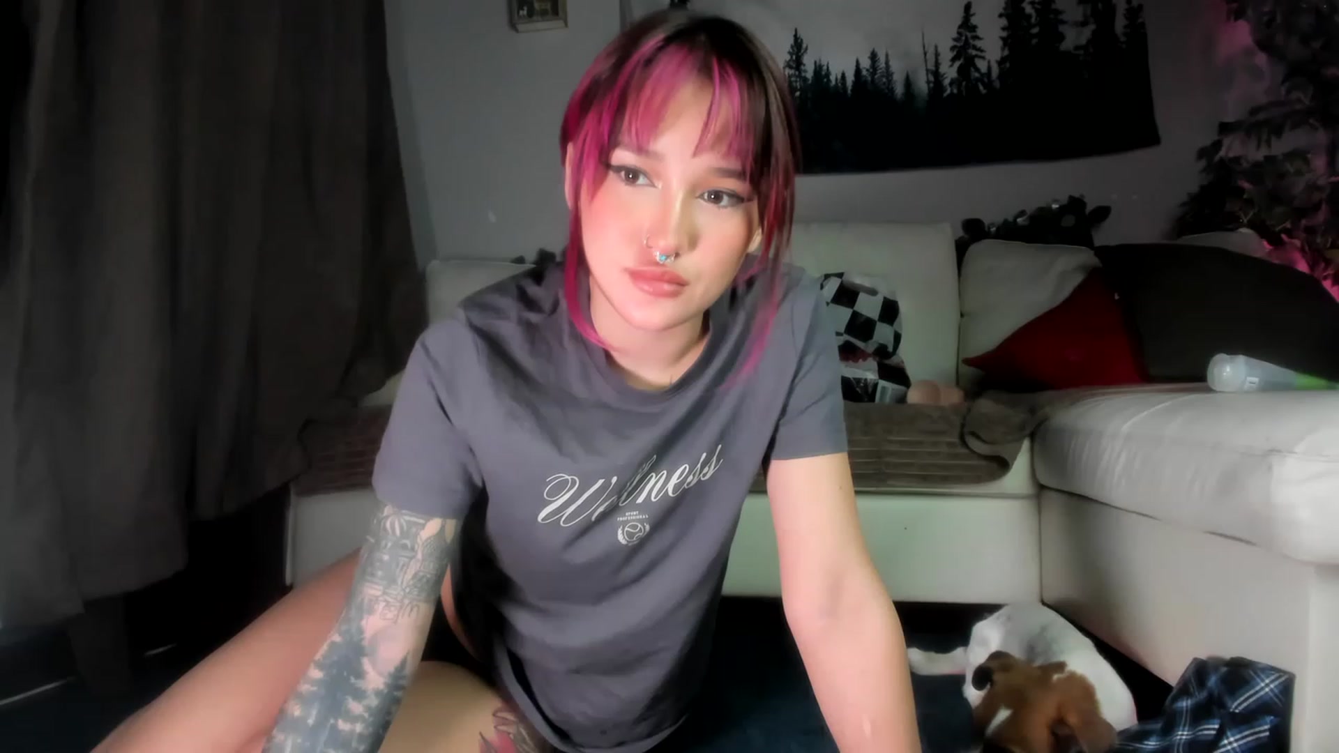 Gallery image thumbnail from Littlewetgirl's myfreecams stream on, 05/24/2023, 15:40 image 18 of 20